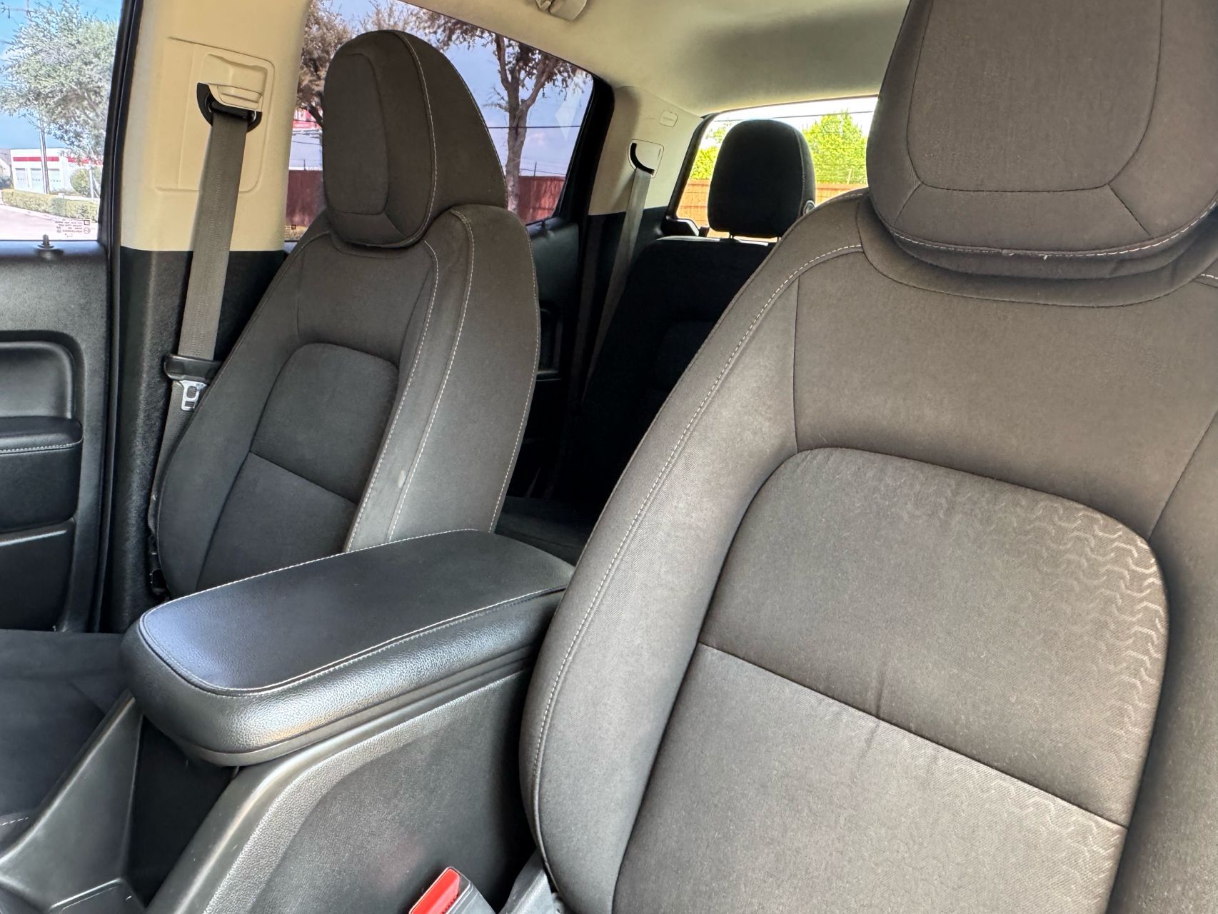 2020 Gmc Canyon SLE photo 21