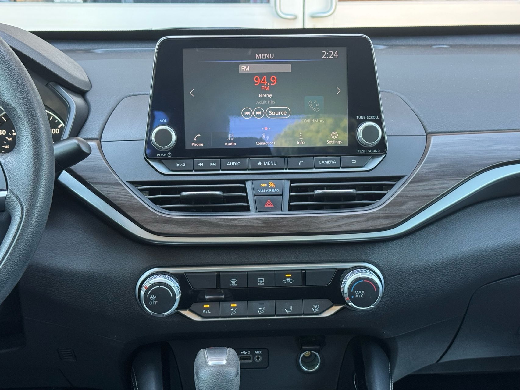 2023 Nissan Altima SV photo 26