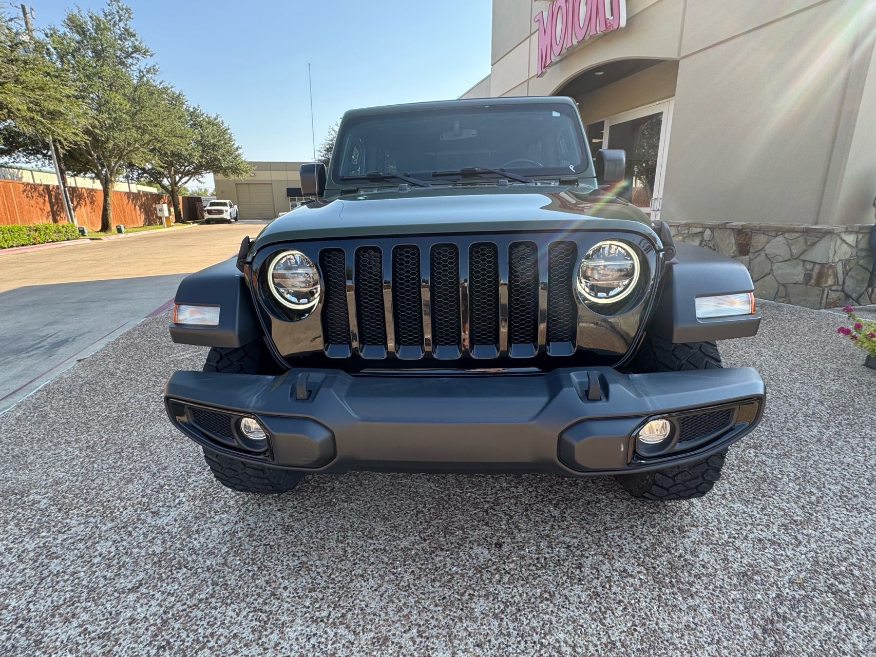 2021 Jeep Wrangler Unlimited Willys photo 2