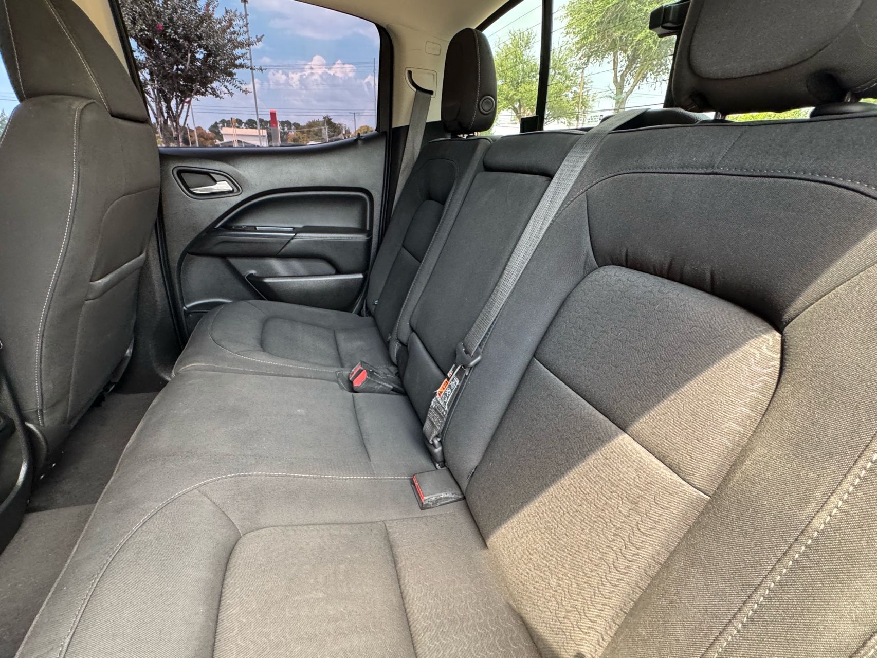 2020 Gmc Canyon SLE photo 27