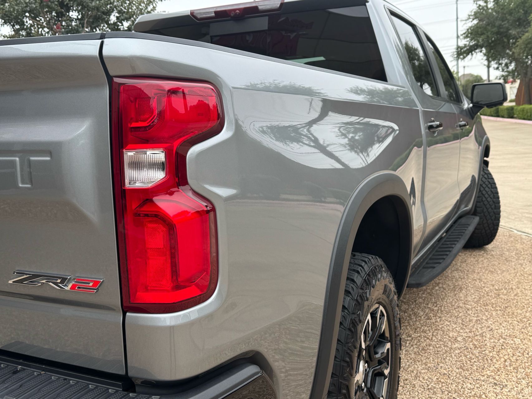 2023 Chevrolet Silverado 1500 ZR2 photo 3