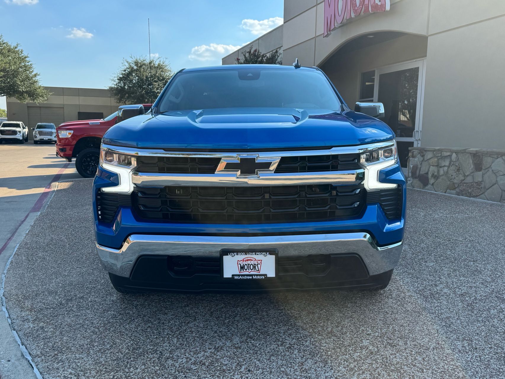 2023 Chevrolet Silverado 1500 photo 5
