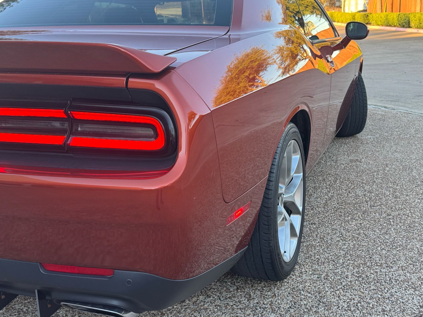 2020 Dodge Challenger R/T photo 4