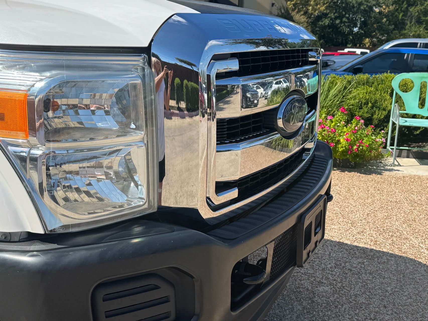2013 Ford F-350 Lariat photo 2