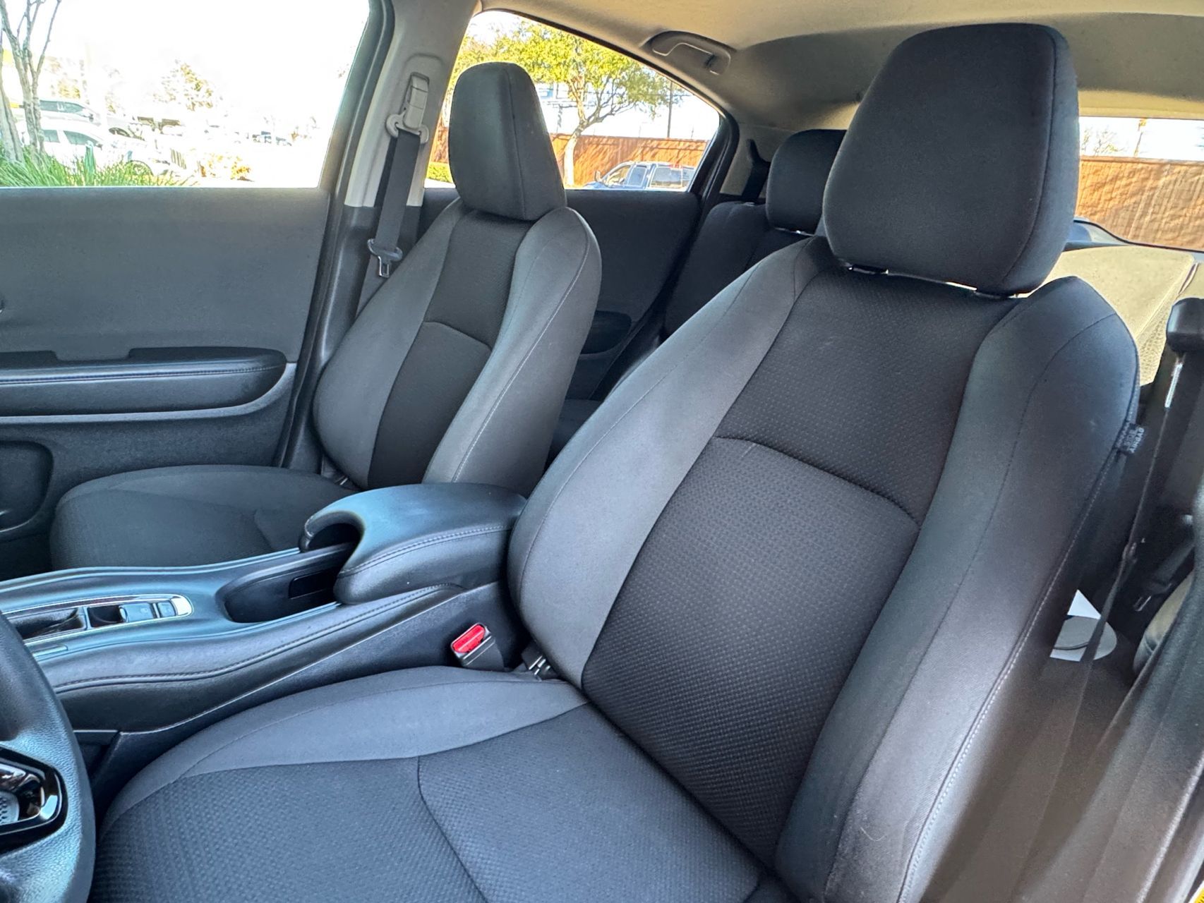 2022 Honda HR-V EX - Photo 25