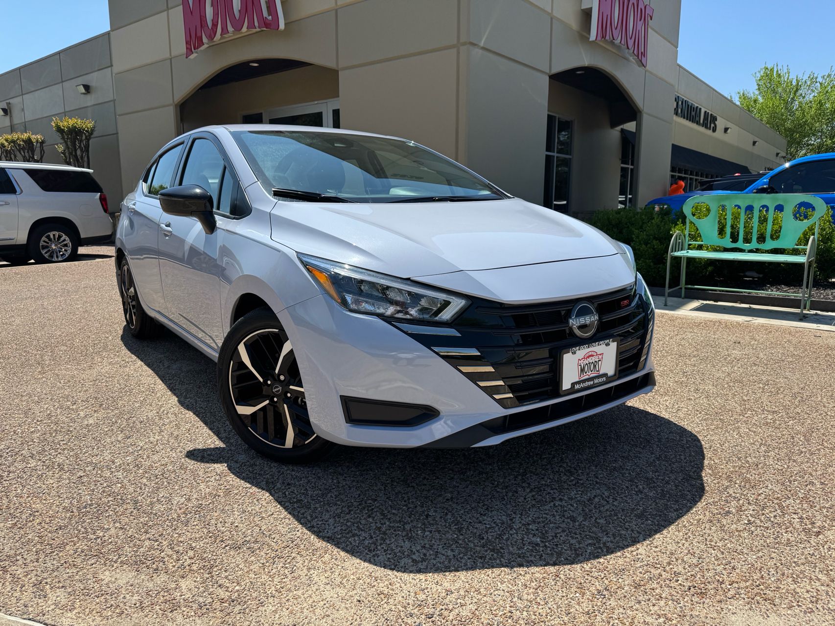 2024 Nissan Versa 1.6 S photo 6