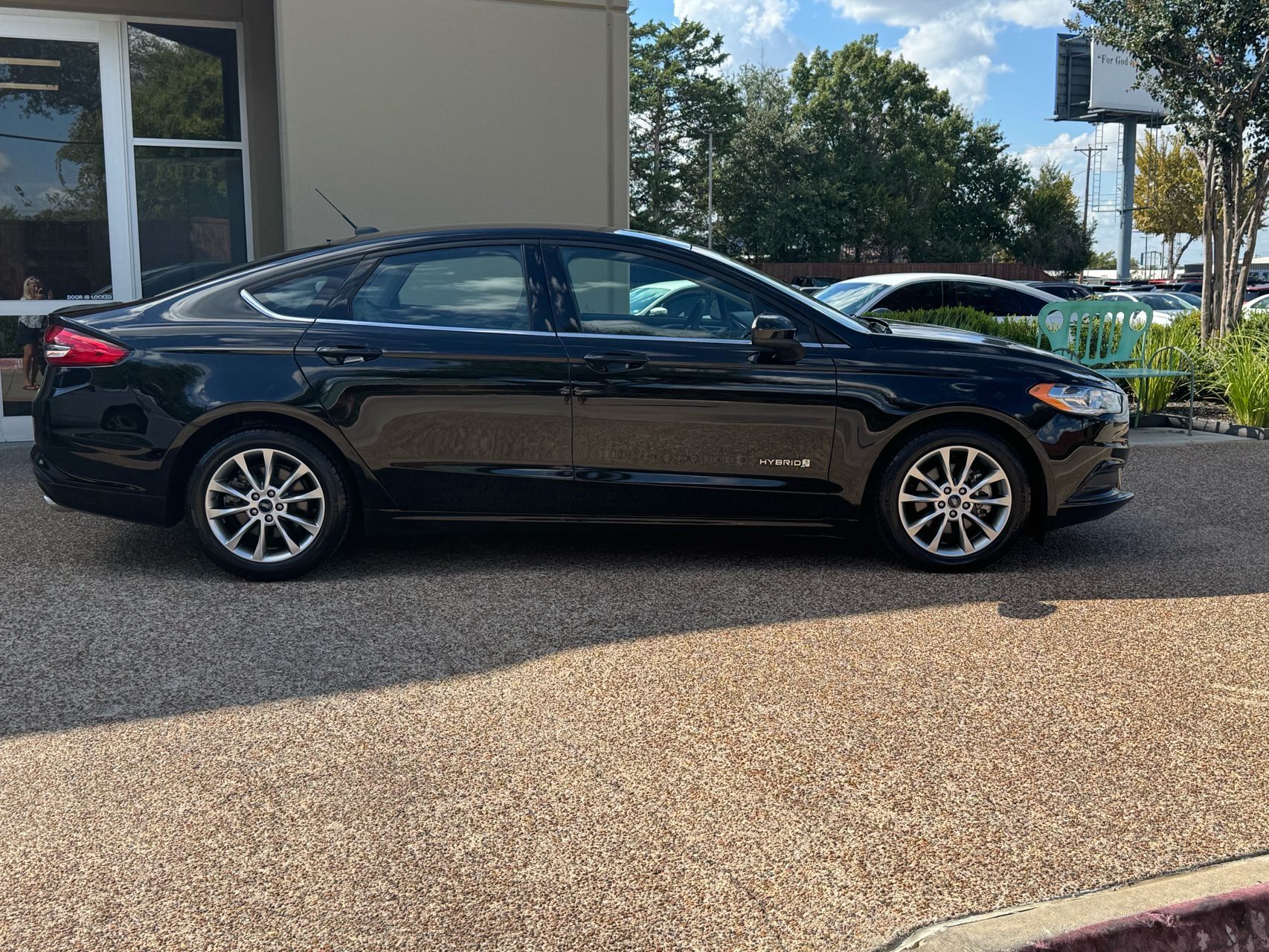 2017 Ford Fusion Hybrid S photo 7