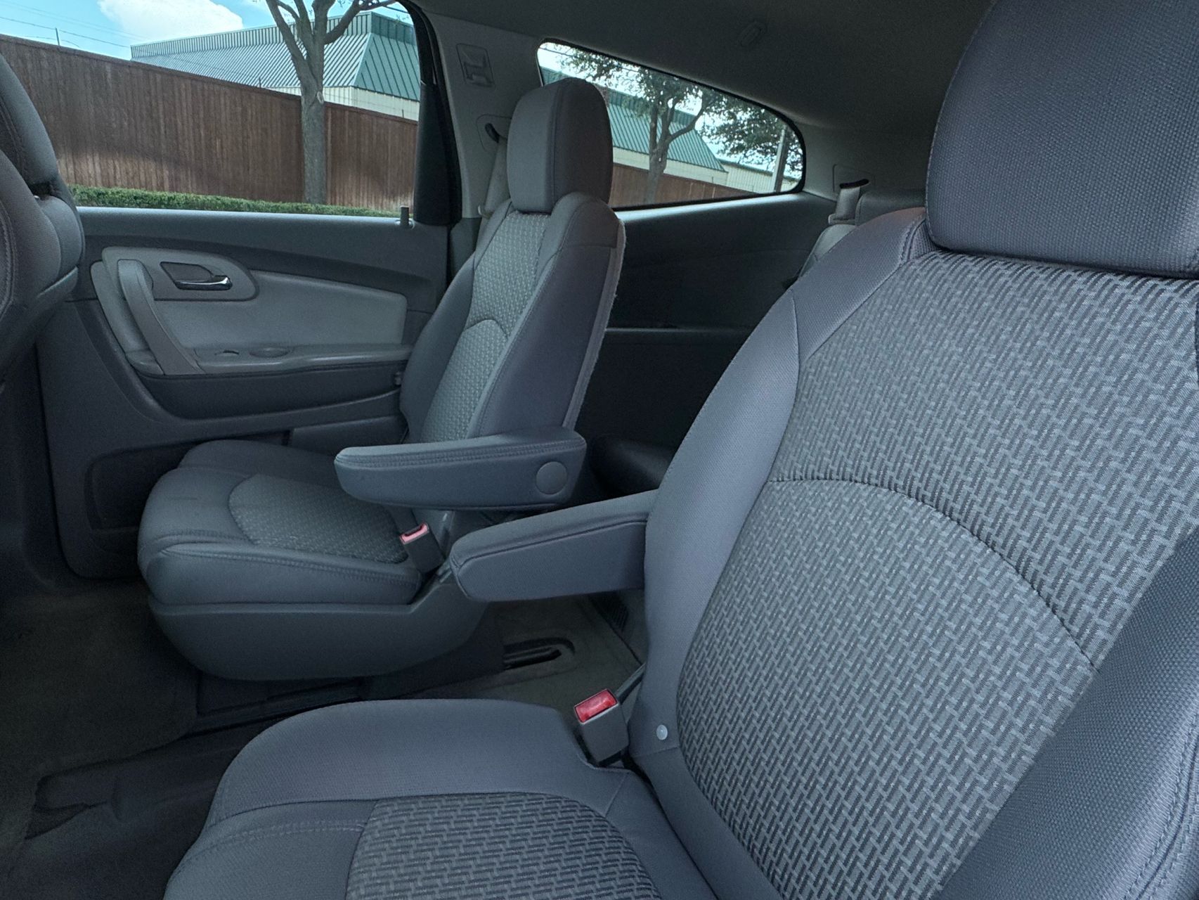 2012 Chevrolet Traverse 1LT photo 30