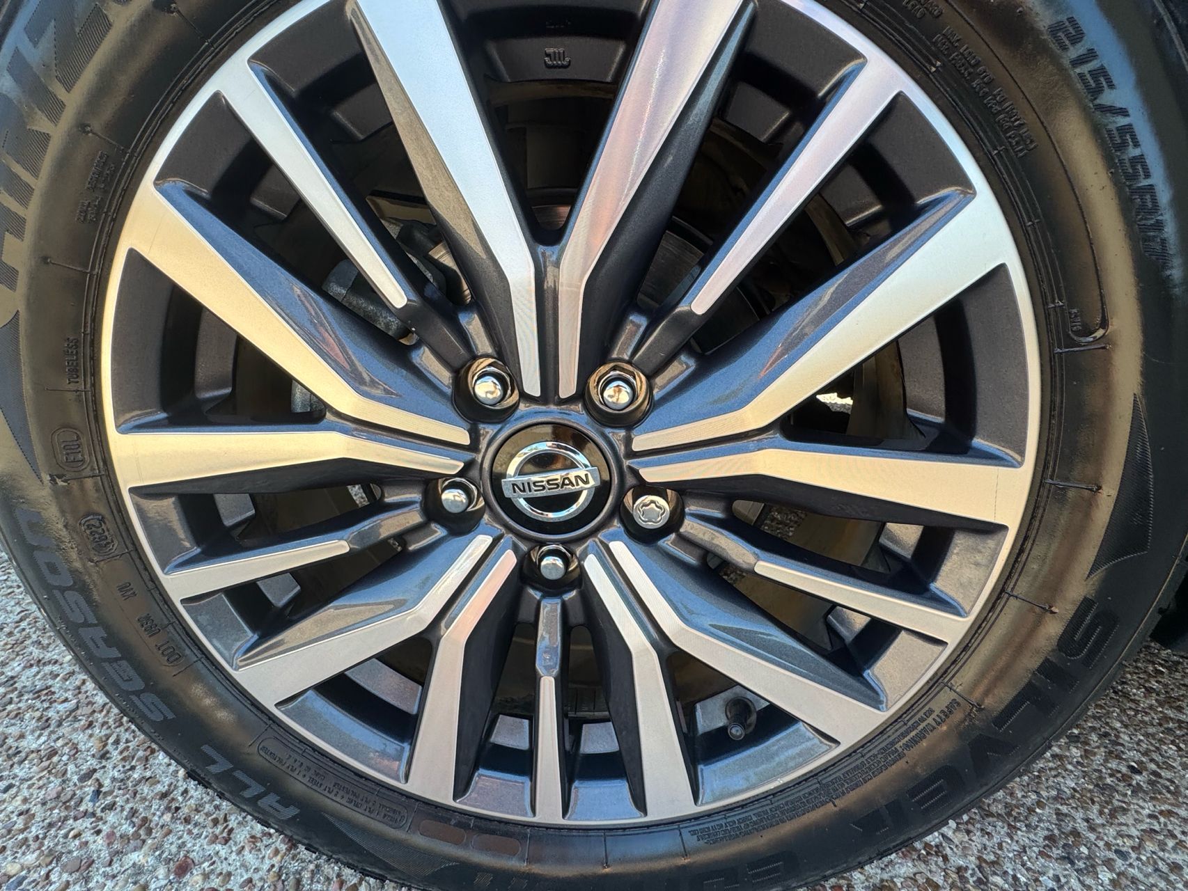 2021 Nissan Kicks SV photo 29