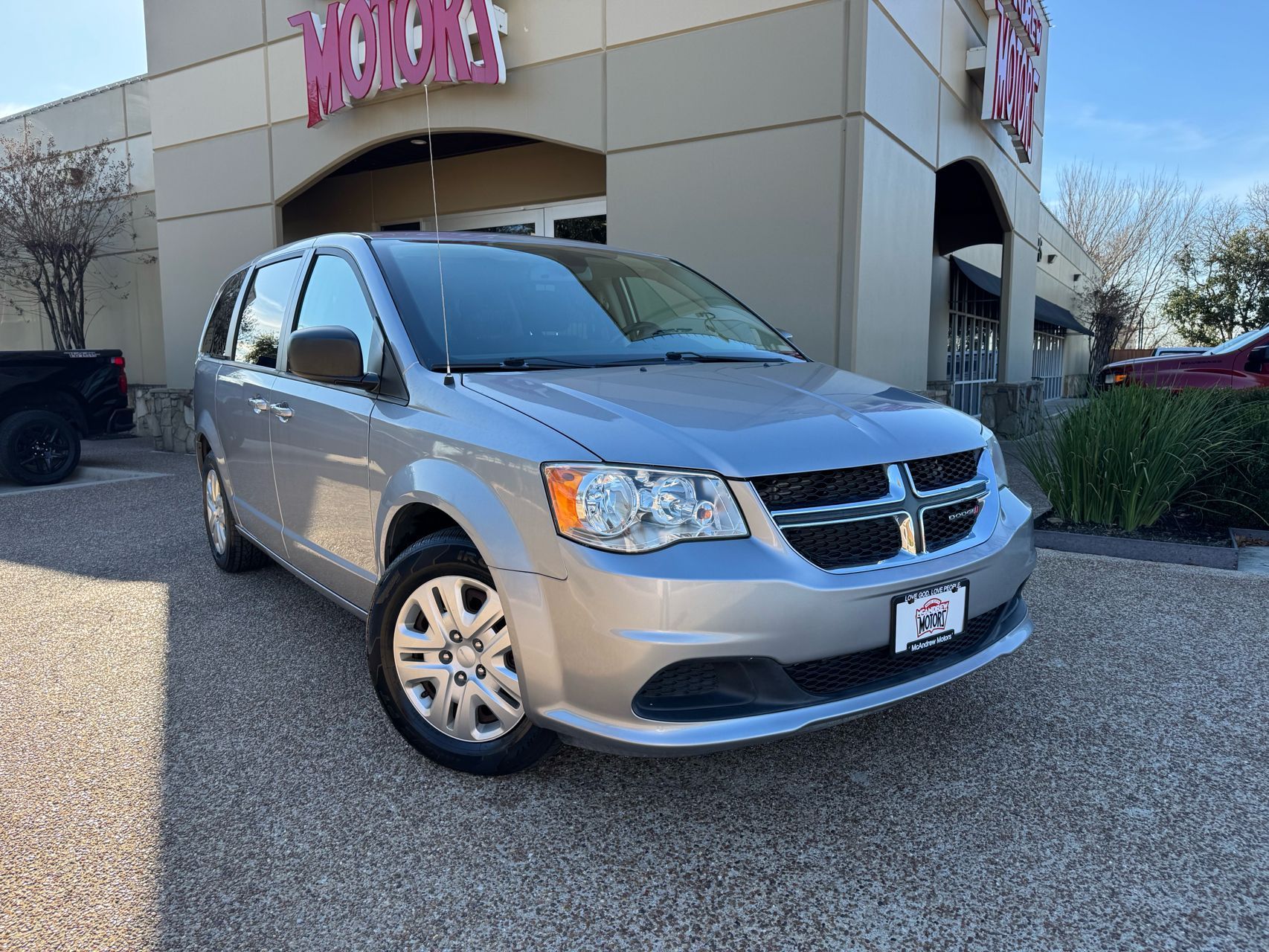 2018 Dodge Grand Caravan SE's photo