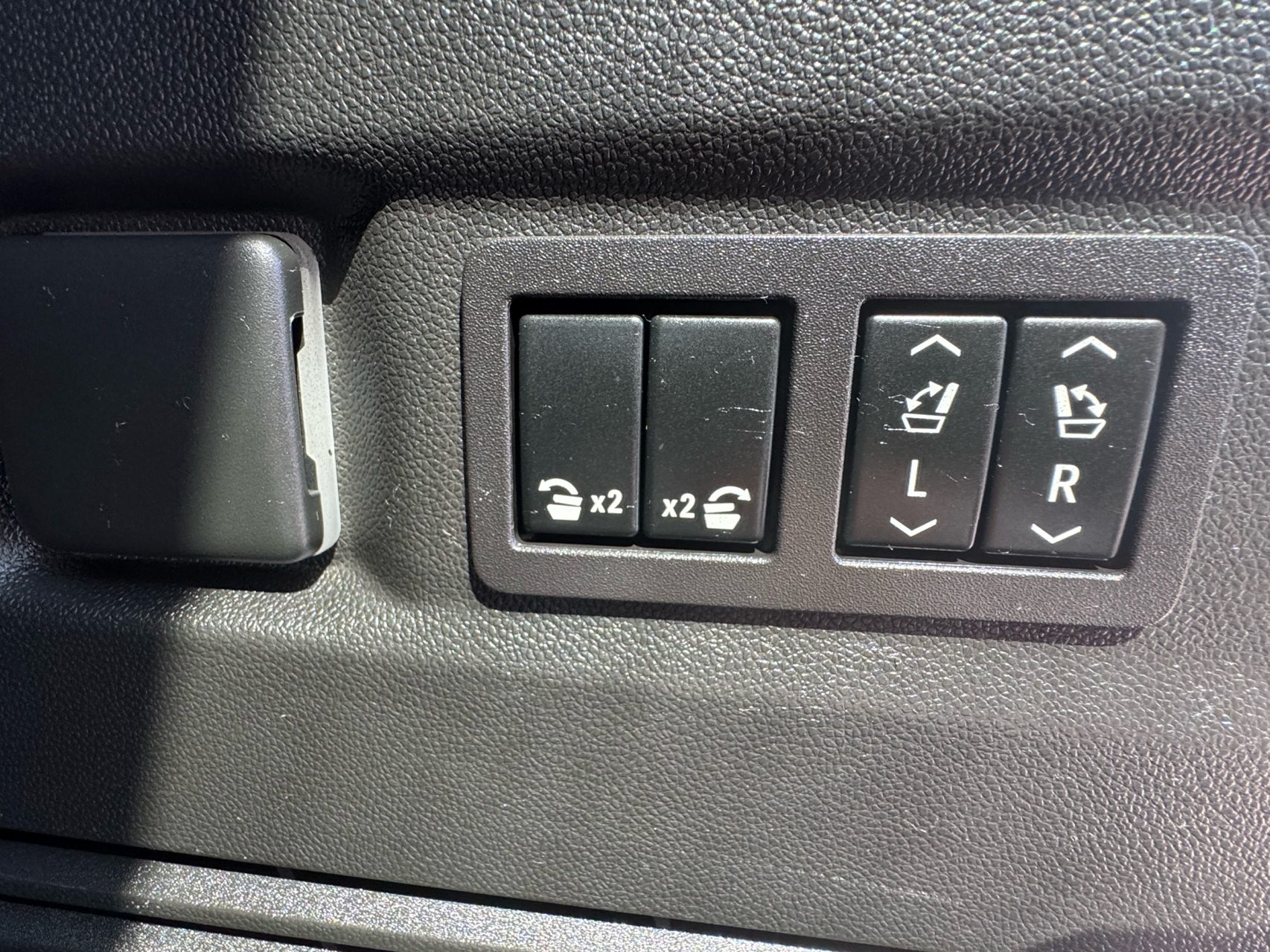 2023 Chevrolet Tahoe Z71 - Photo 12
