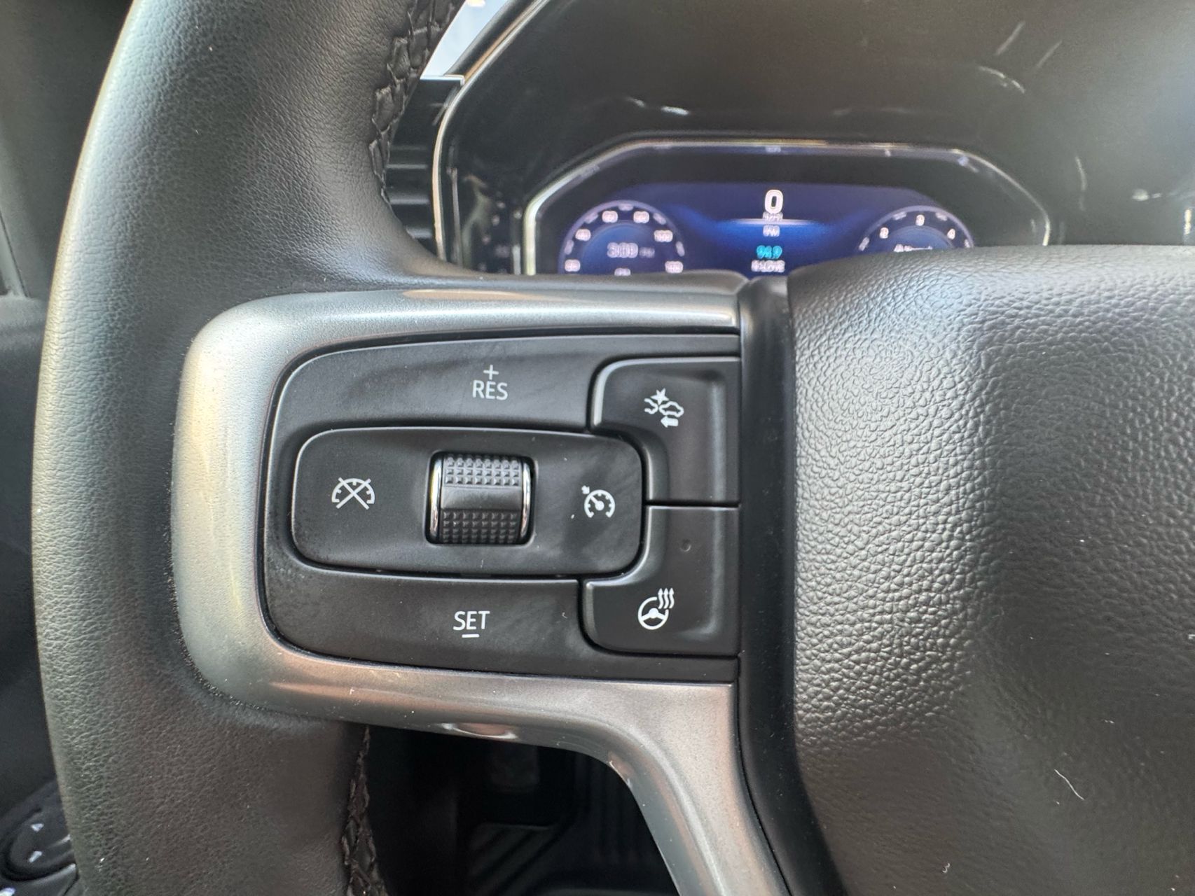 2024 Chevrolet Silverado 2500HD LT photo 18