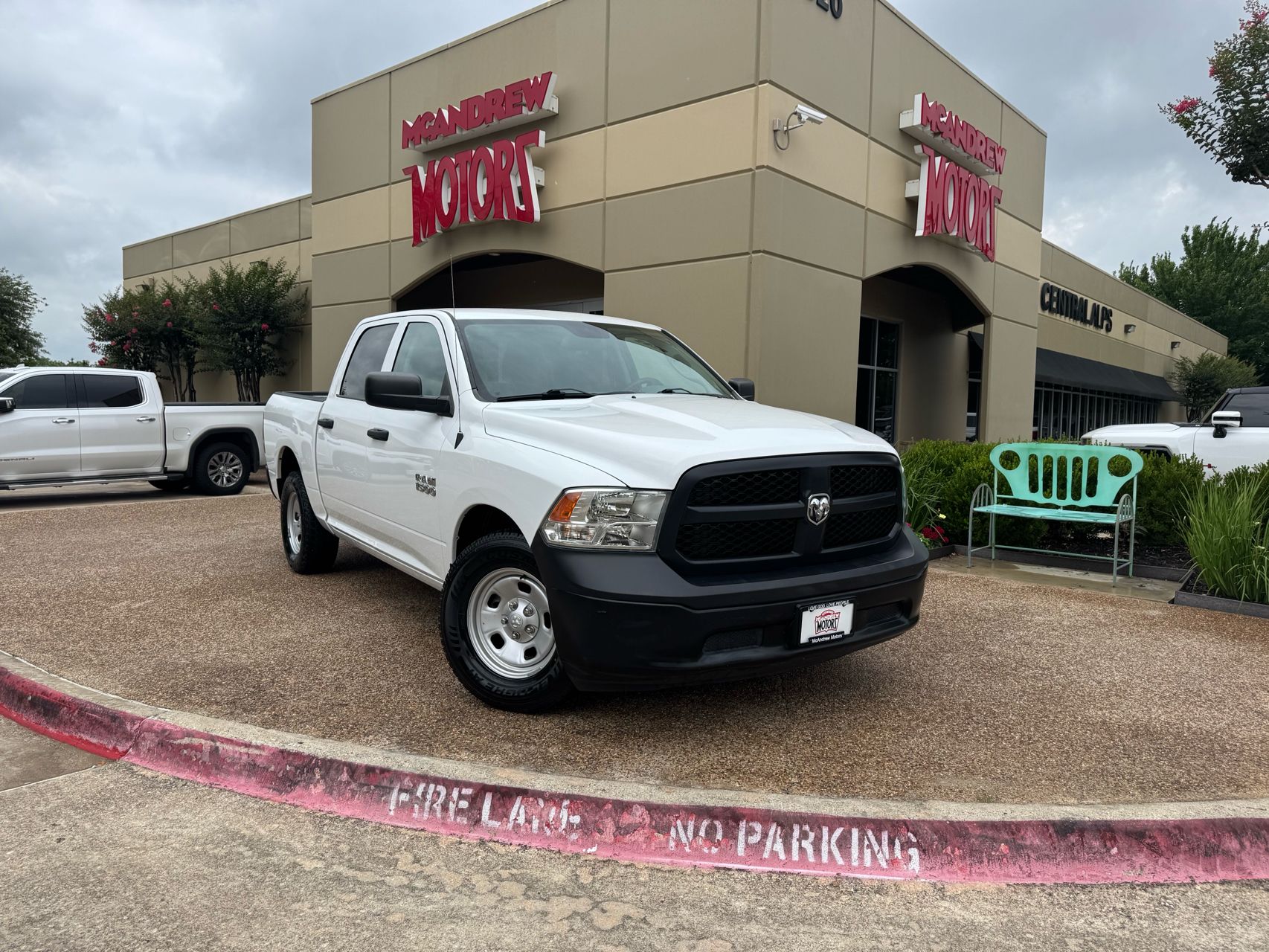 2016 RAM 1500 Tradesman Crew Cab 5'7's photo