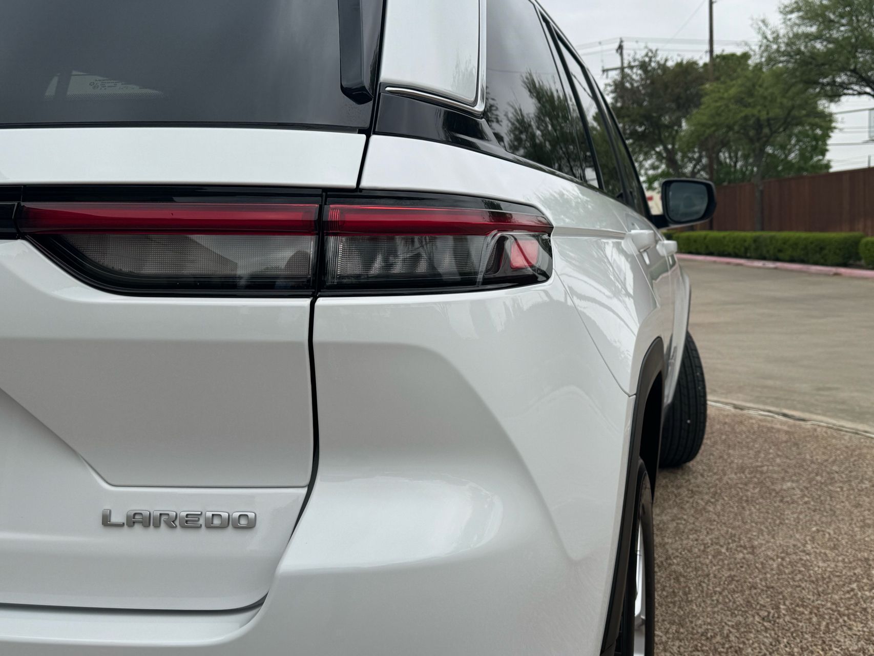 2024 Jeep Grand Cherokee Laredo X photo 4