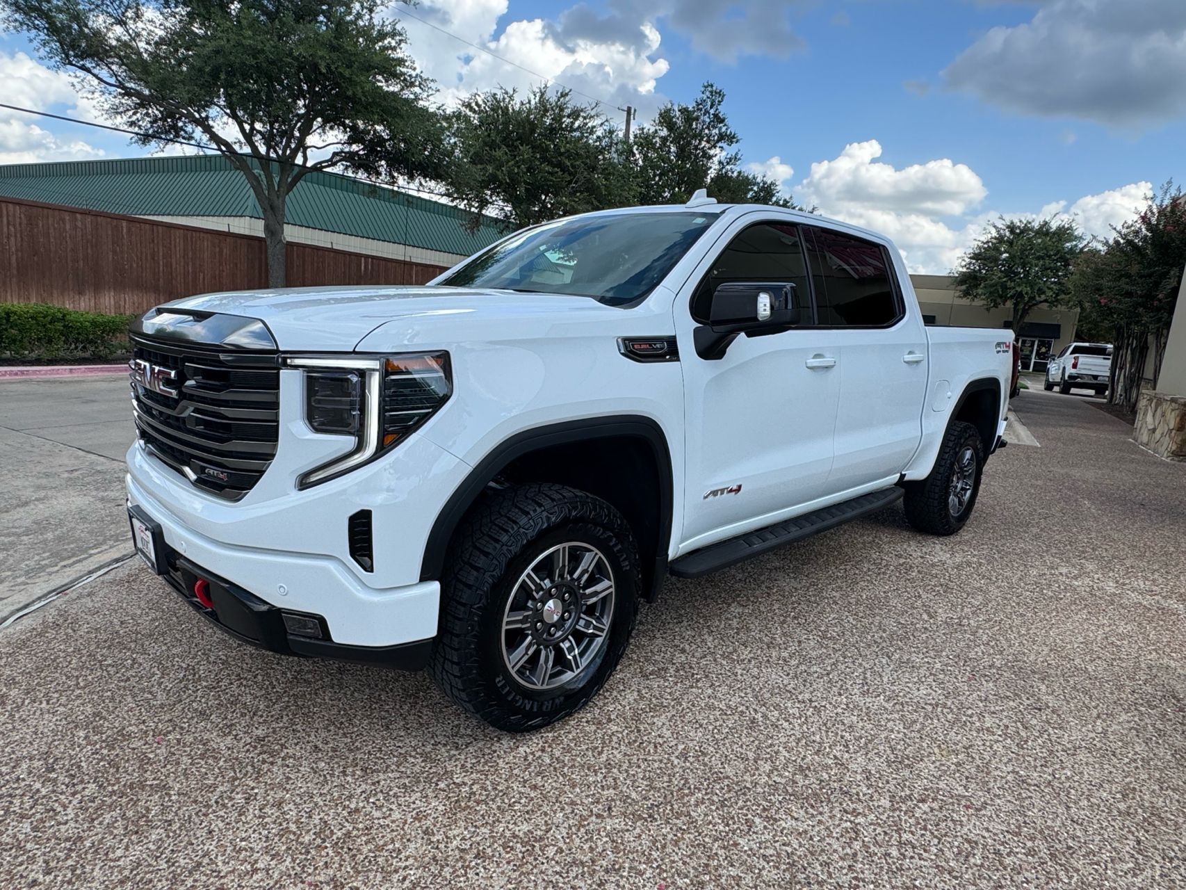 2024 Gmc Sierra 1500 AT4 photo 9