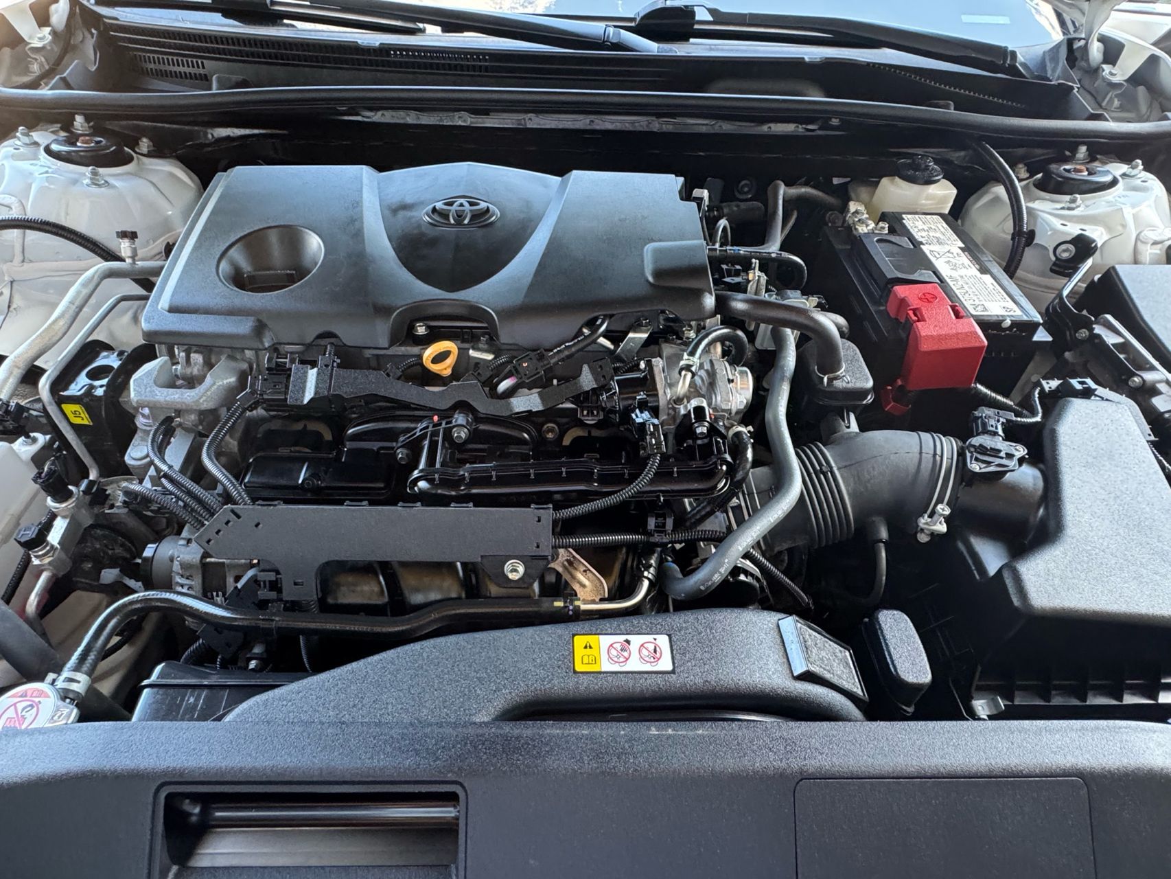 2022 Toyota Camry LE photo 29