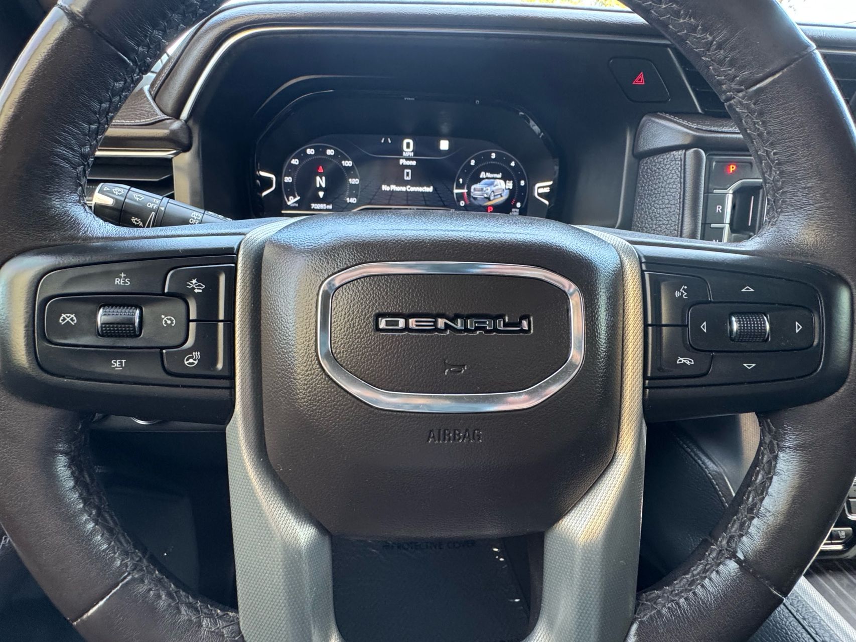 2022 GMC Yukon XL Denali - Photo 17