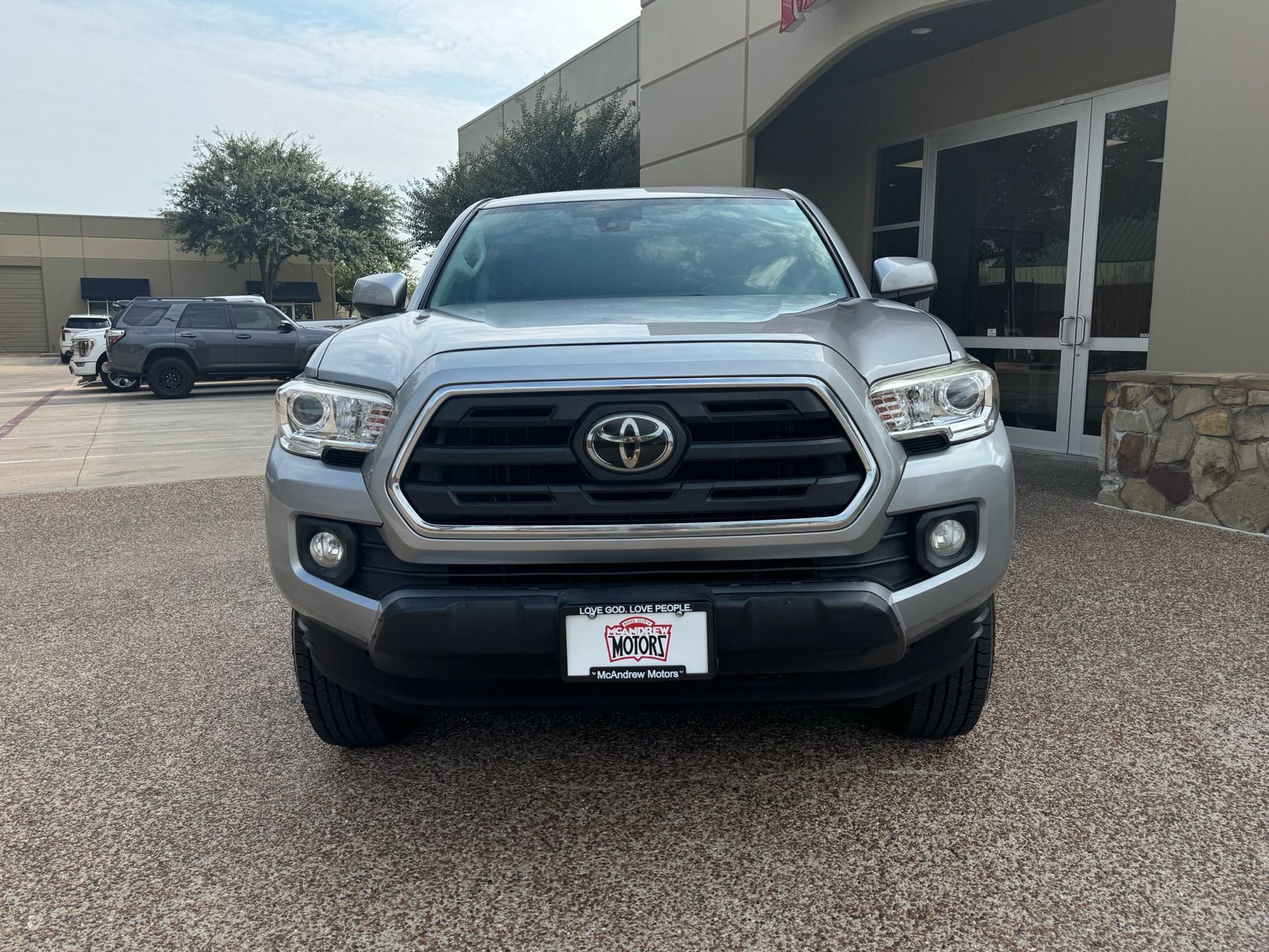 2019 Toyota Tacoma SR5 V6 photo 4