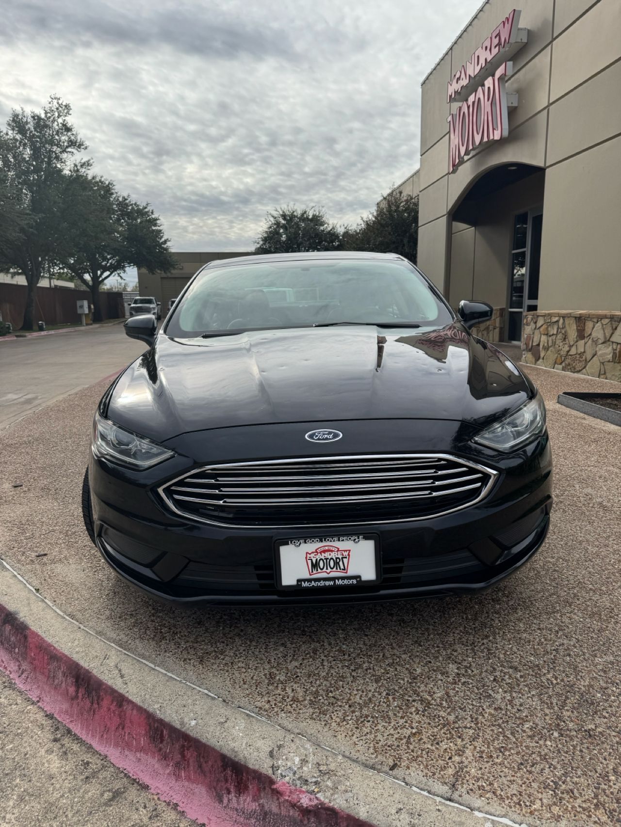 2017 Ford Fusion Hybrid S photo 4