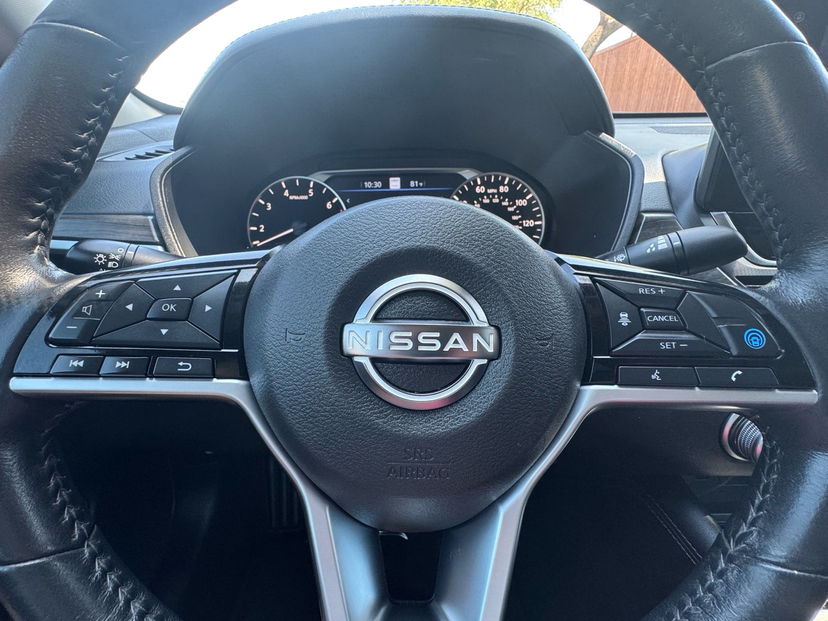 2023 Nissan Altima SV photo 48
