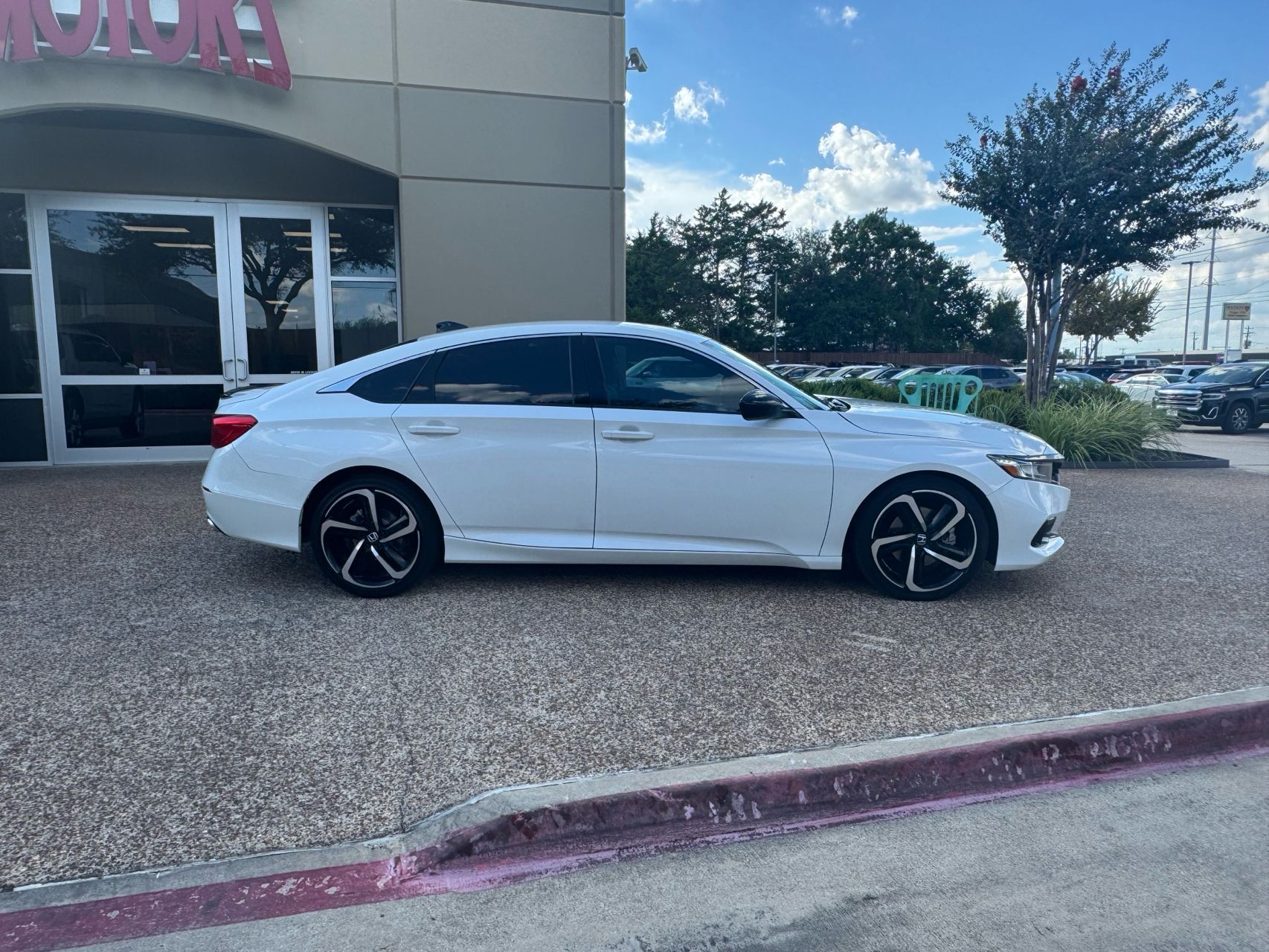 2022 Honda Accord Sport SE photo 6