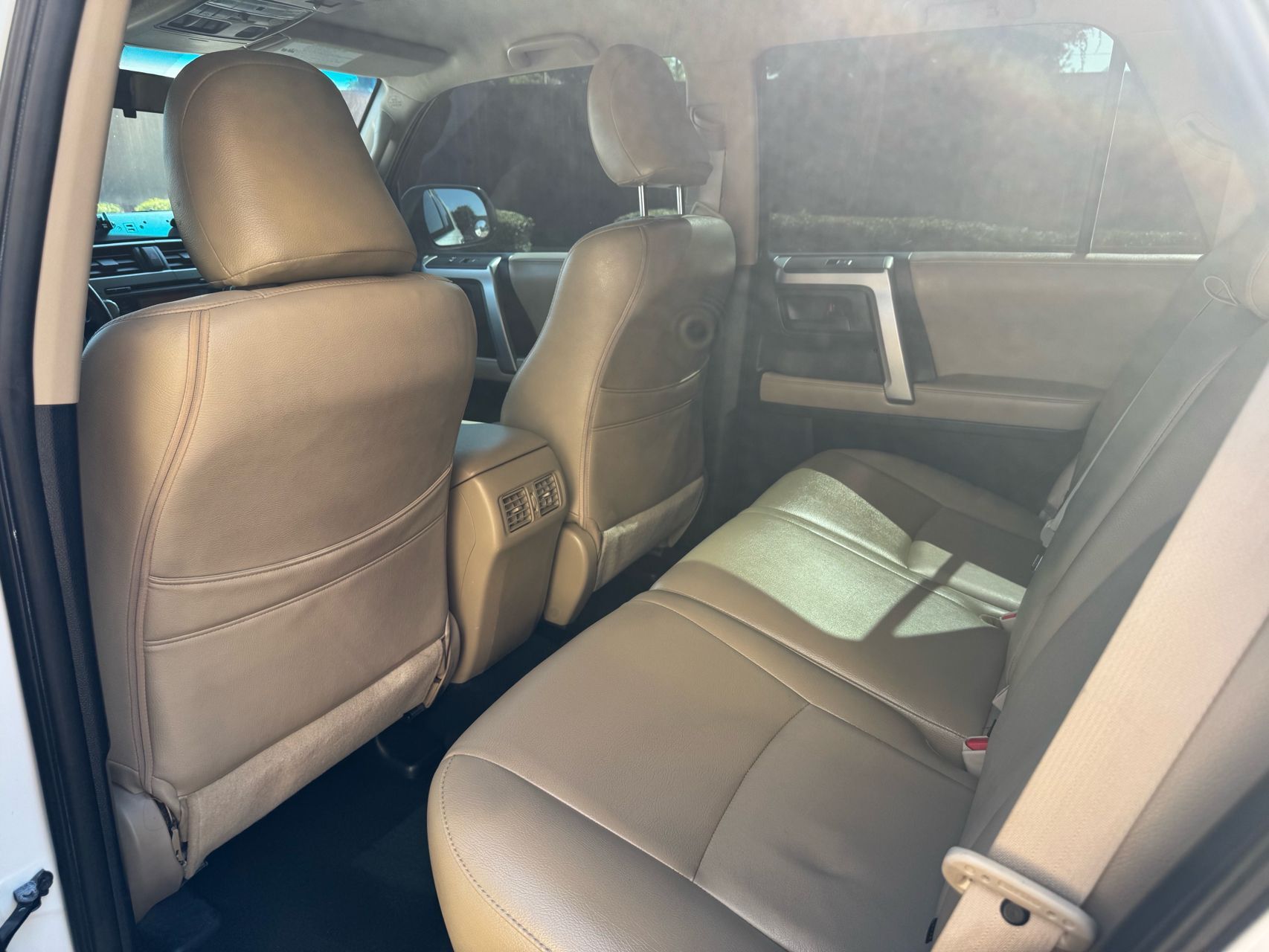 2011 Toyota 4Runner SR5 V6 photo 19