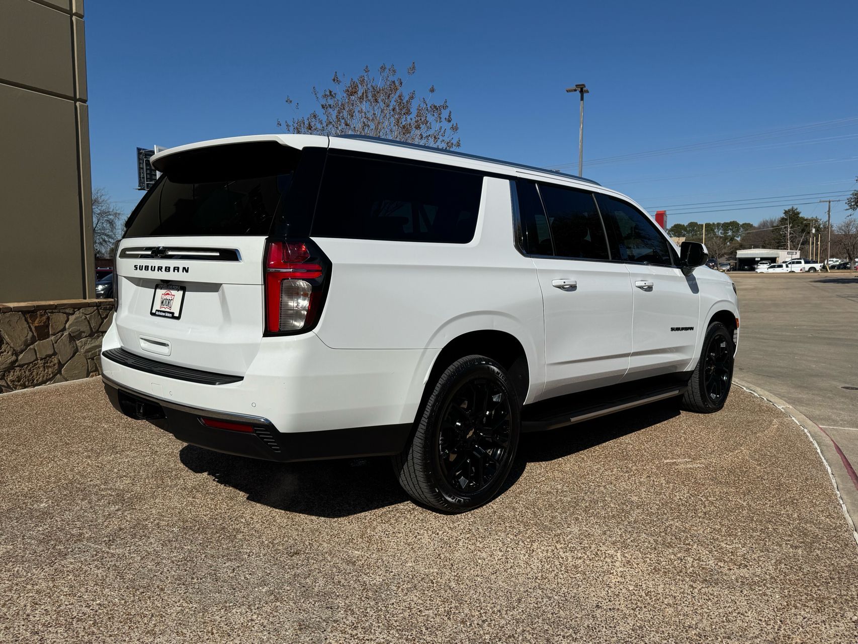 2022 Chevrolet Suburban LS - Photo 8