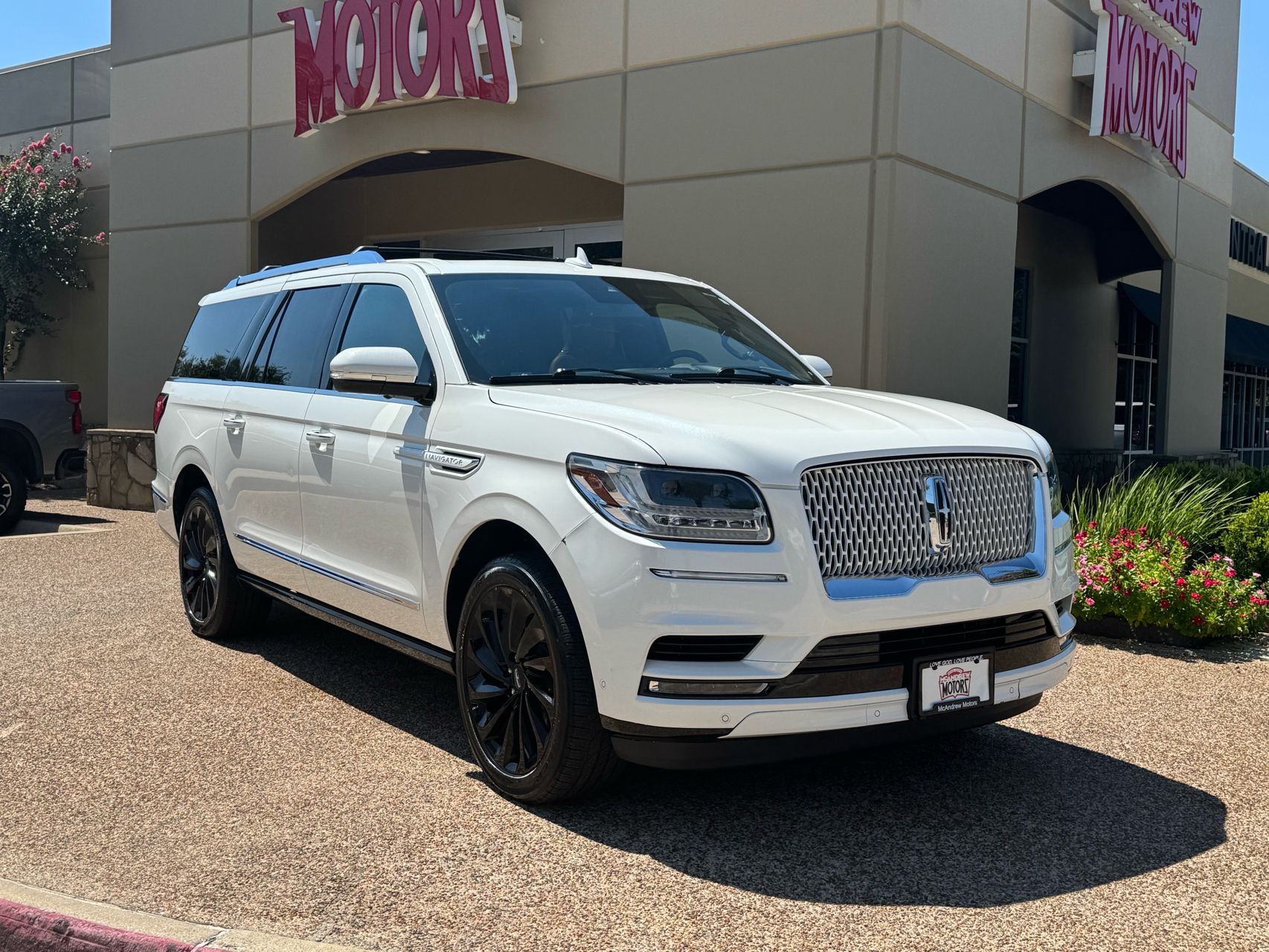 2021 Lincoln Navigator Reserve L photo 3
