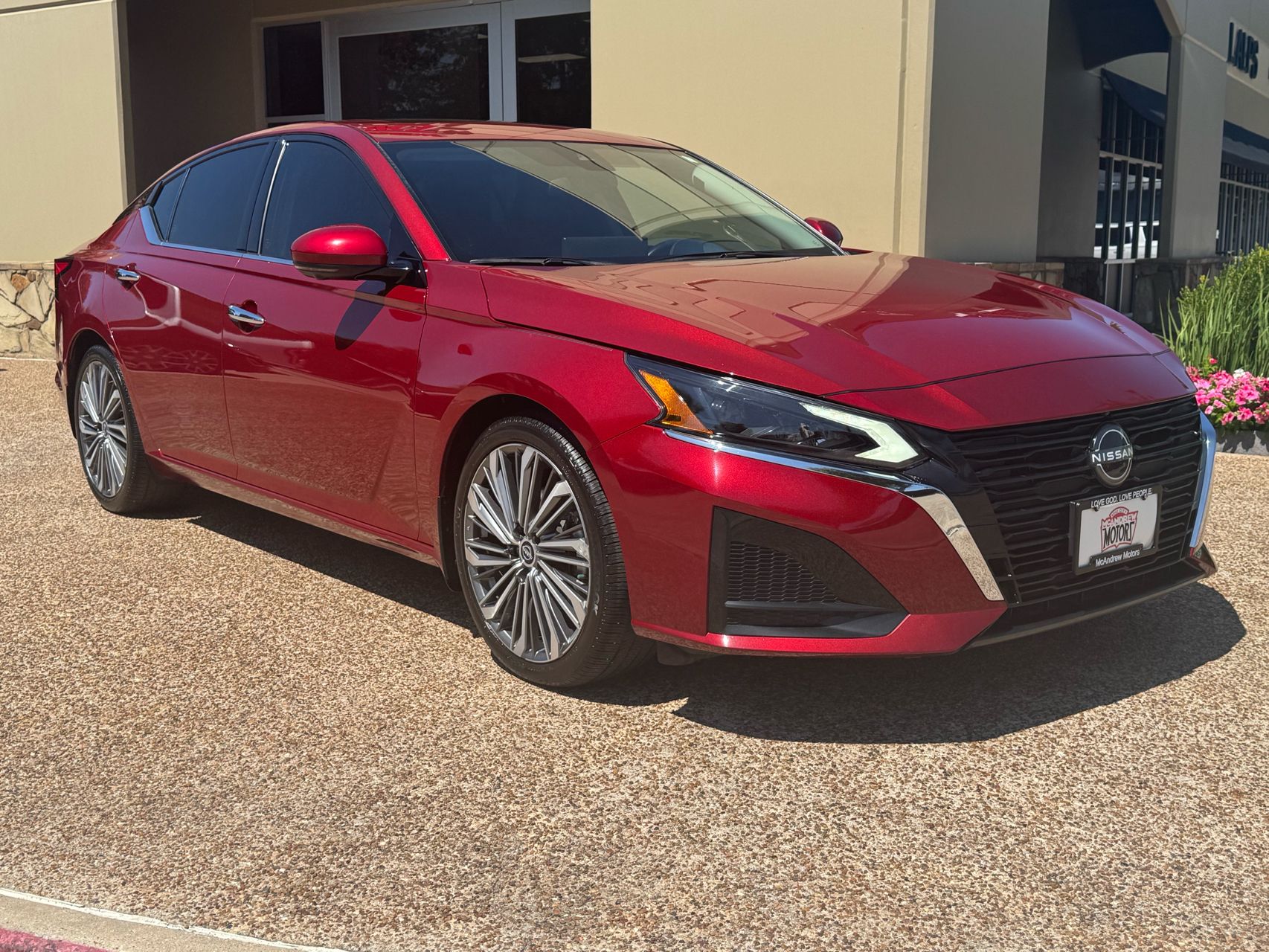 2023 Nissan Altima SV photo 39