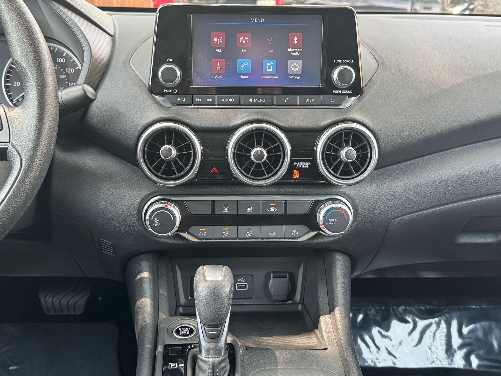 2024 Nissan Sentra S photo 22