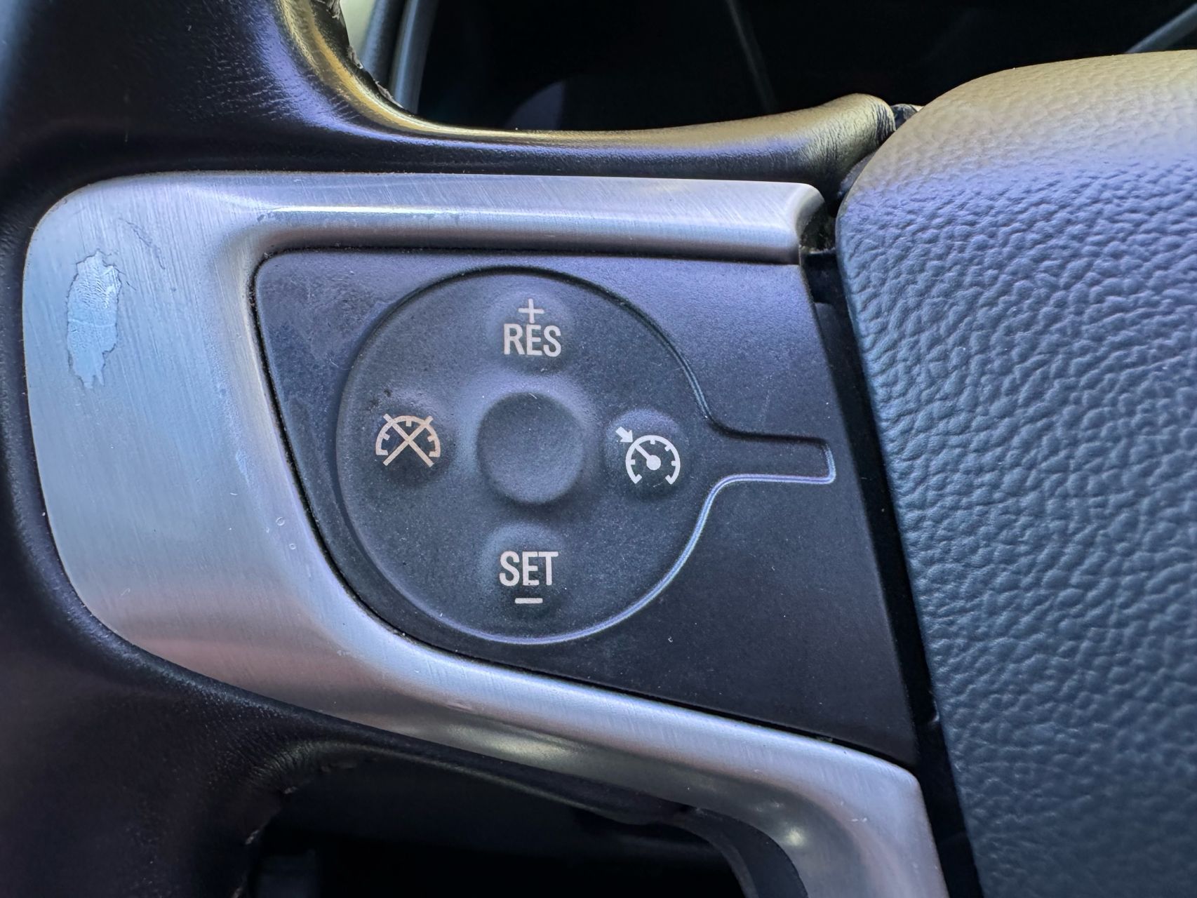 2020 Gmc Canyon SLE photo 16