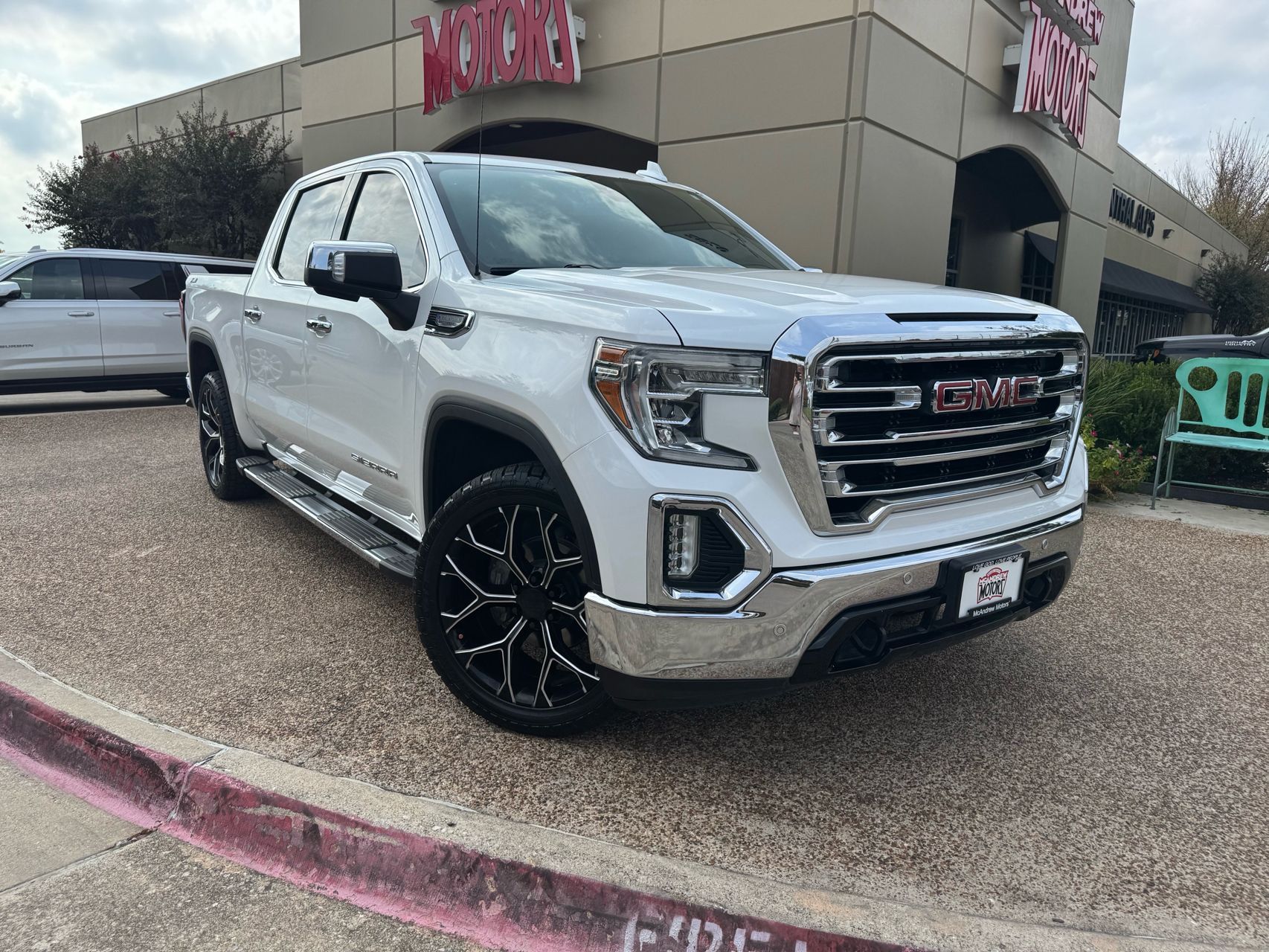 2020 GMC Sierra 1500 SLT's photo