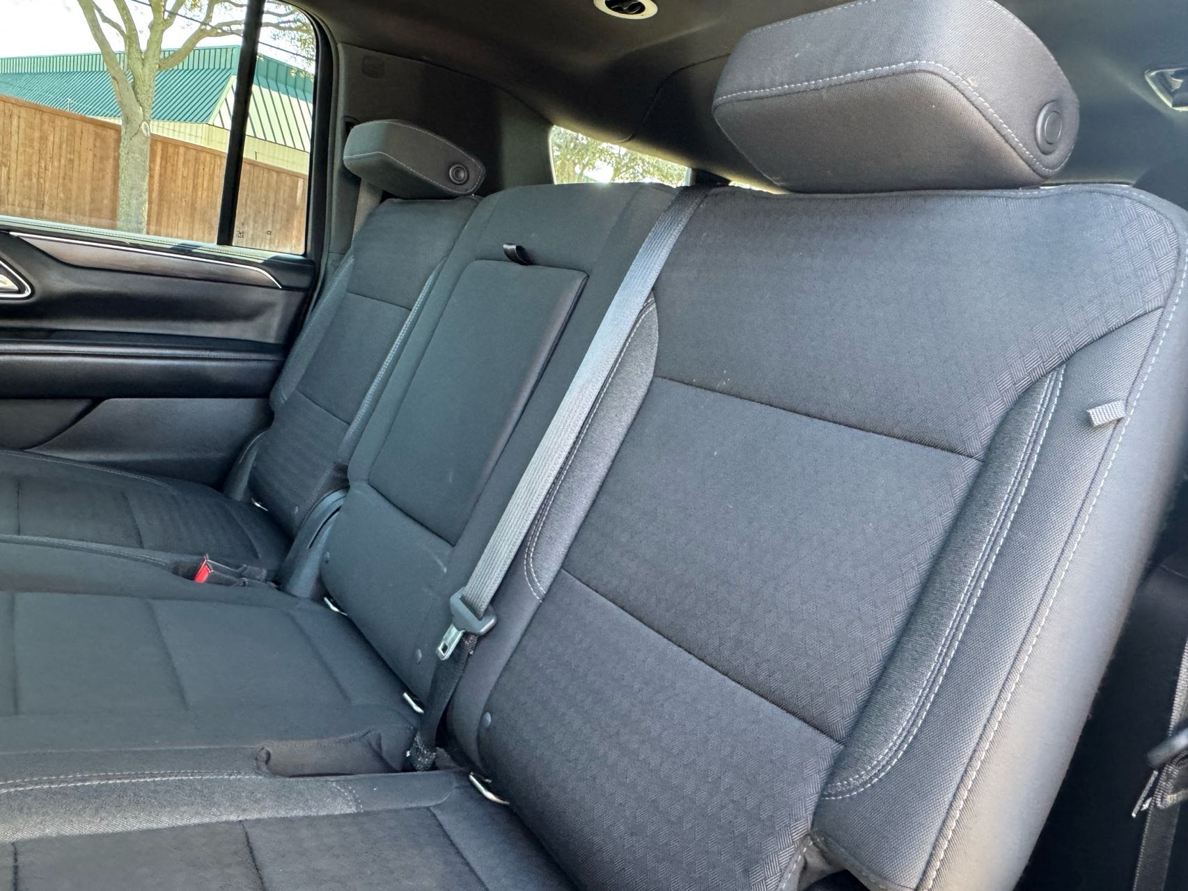2022 Chevrolet Suburban LS - Photo 30