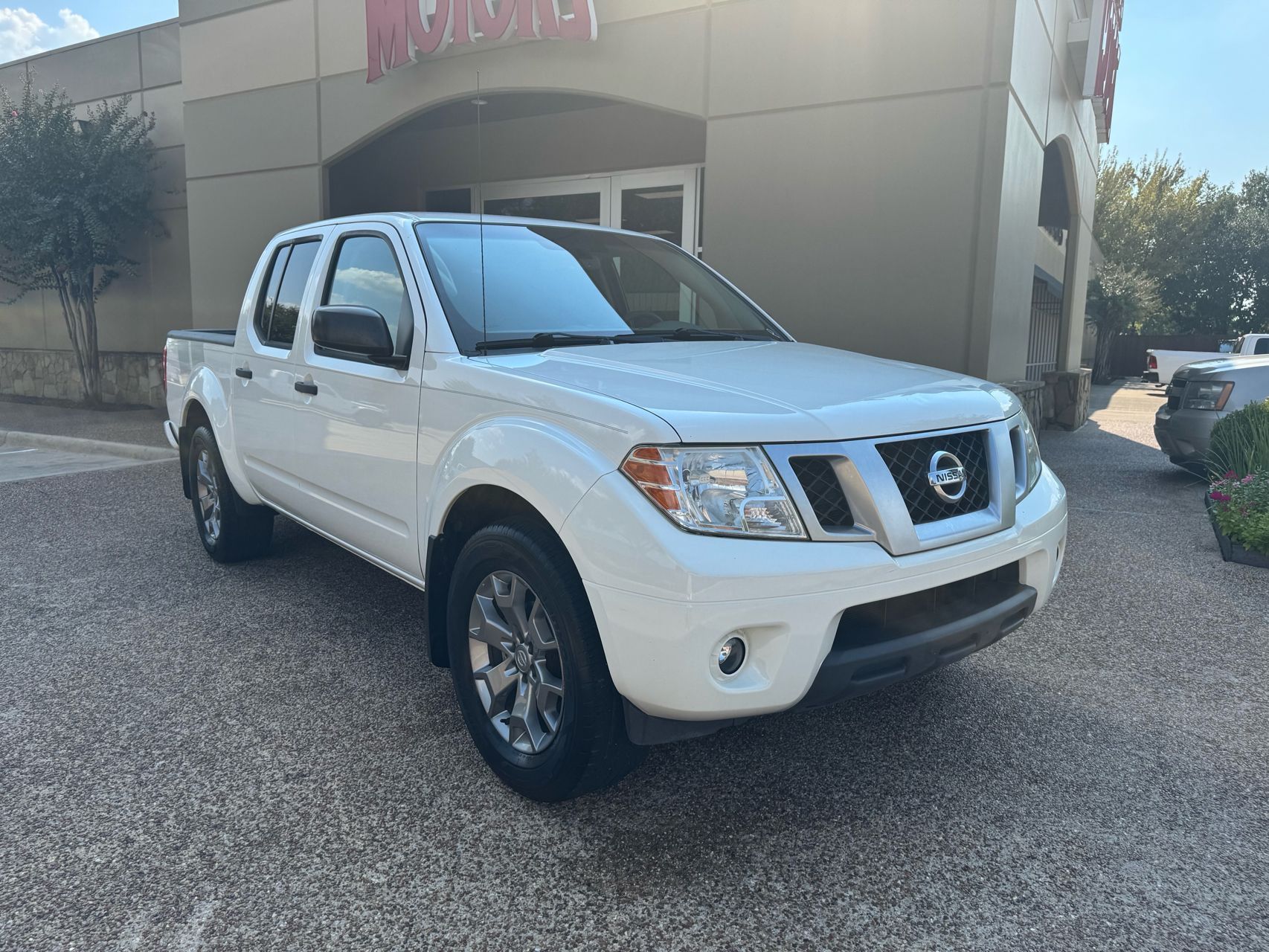 2021 Nissan Frontier Crew Cab SV photo 5