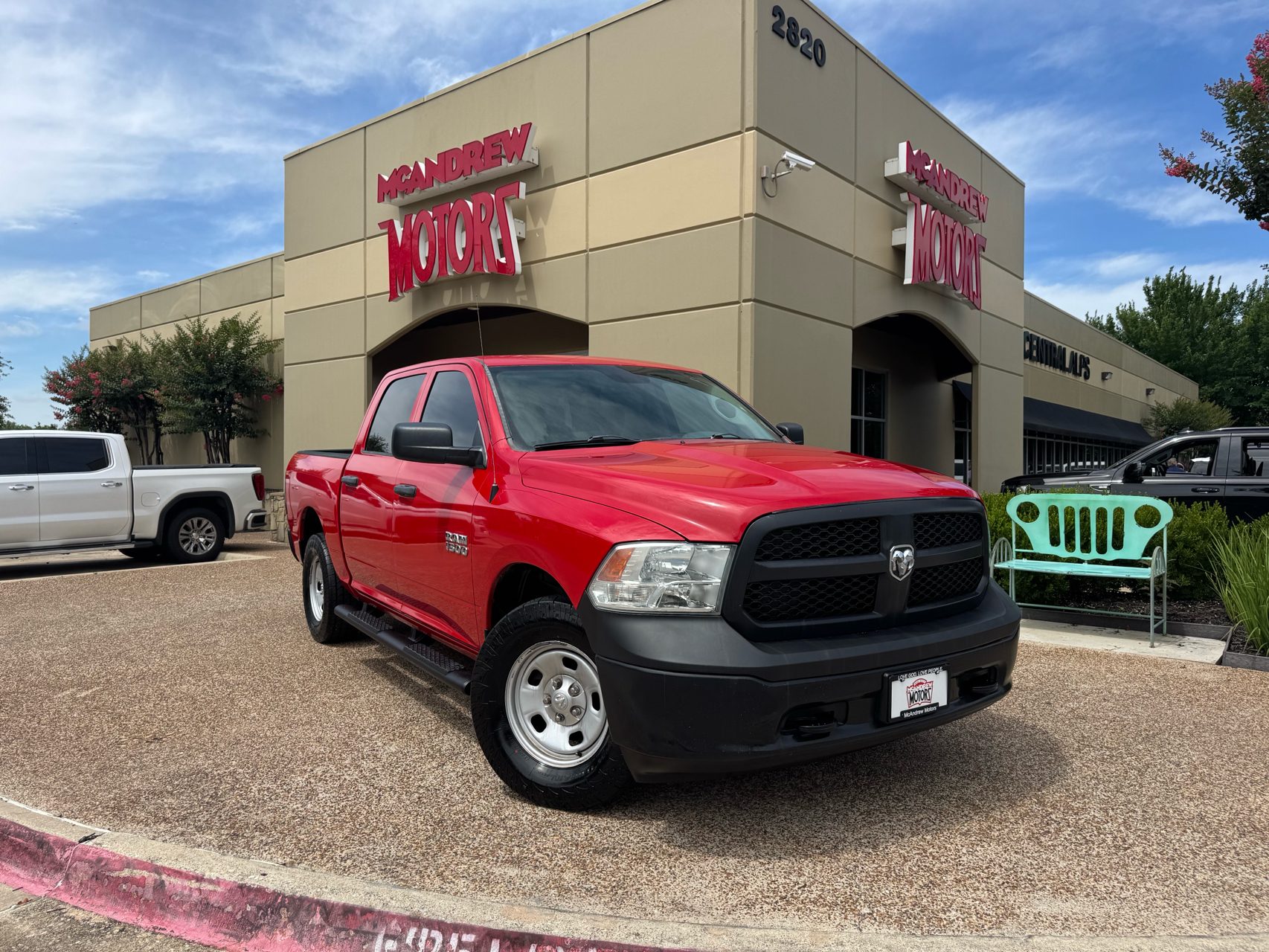 2017 RAM 1500 Tradesman 4x4 Crew Cab 5'7's photo