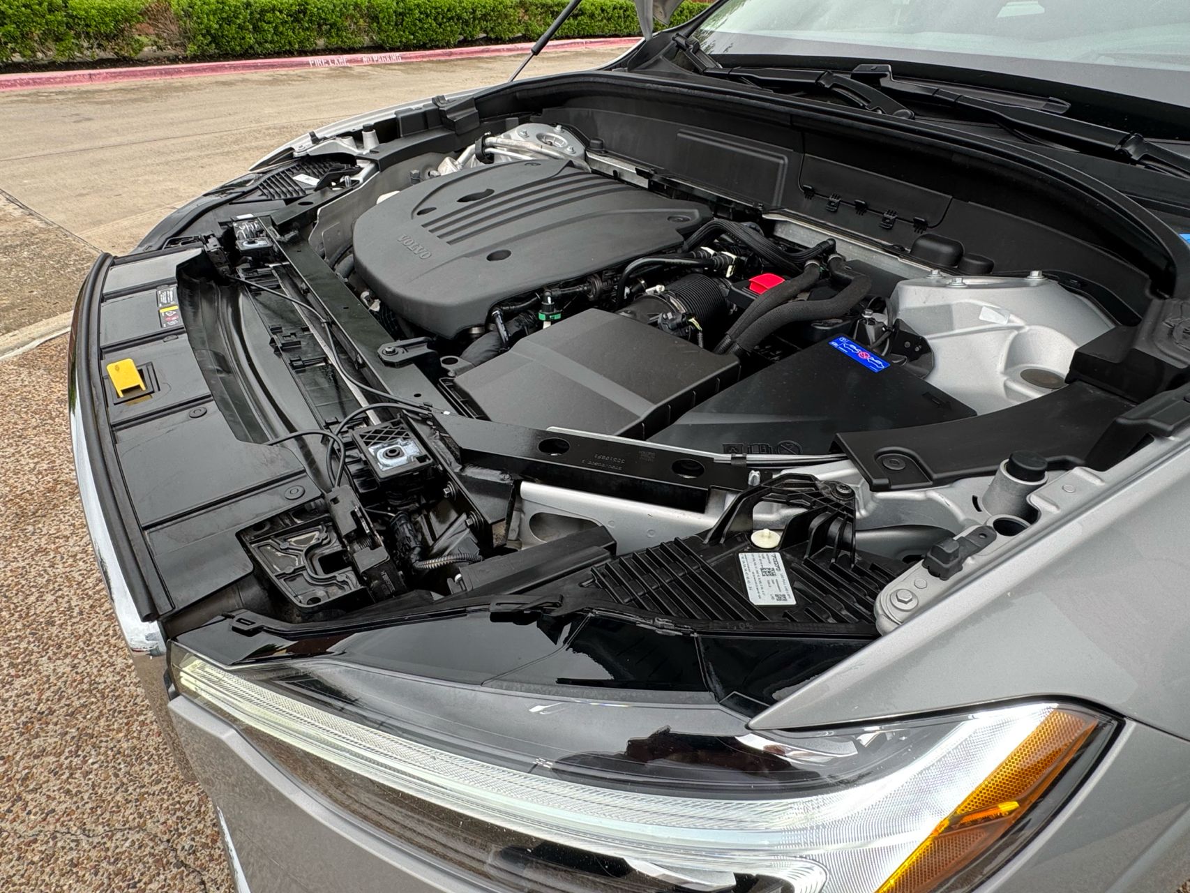 2022 Volvo XC60 B5 Inscription photo 34