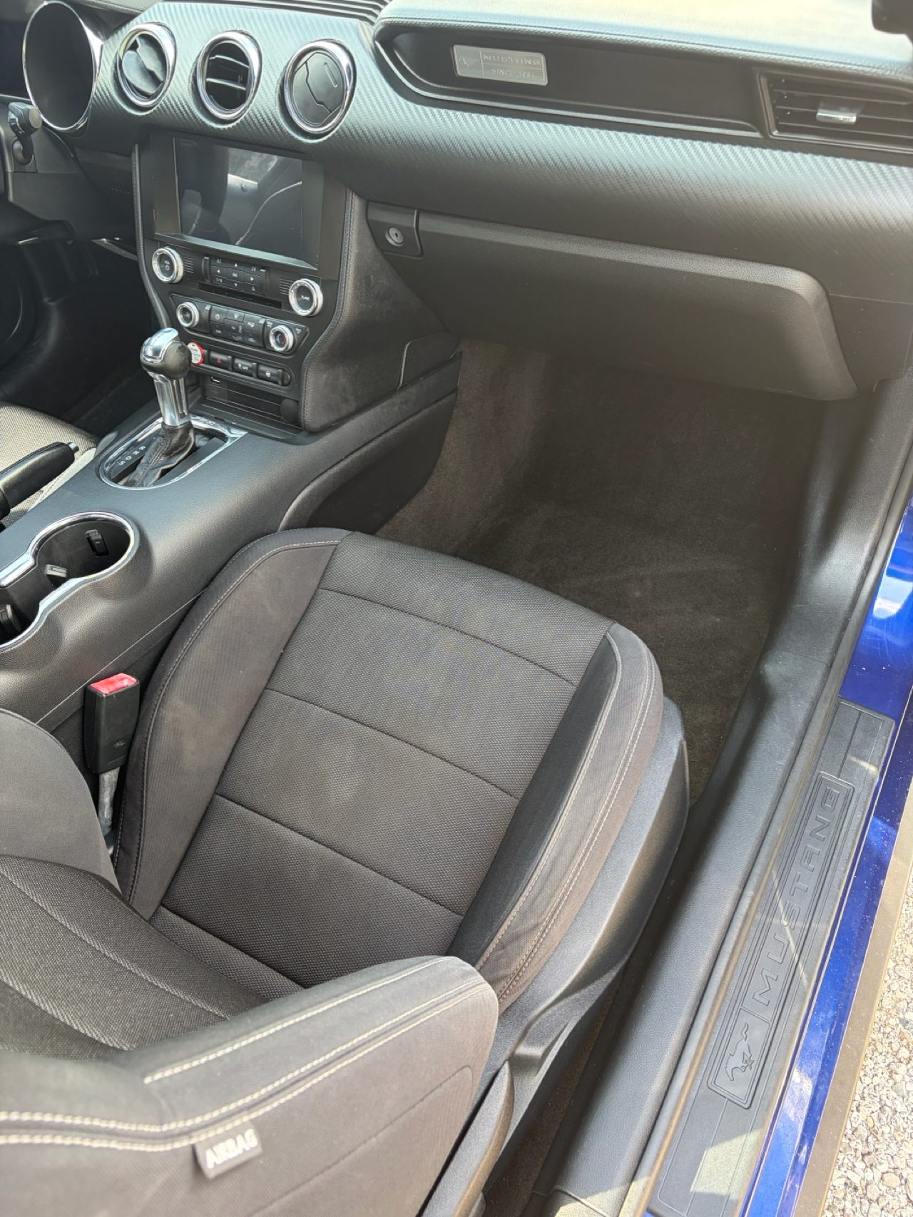 2016 Ford Mustang V6 - Photo 15