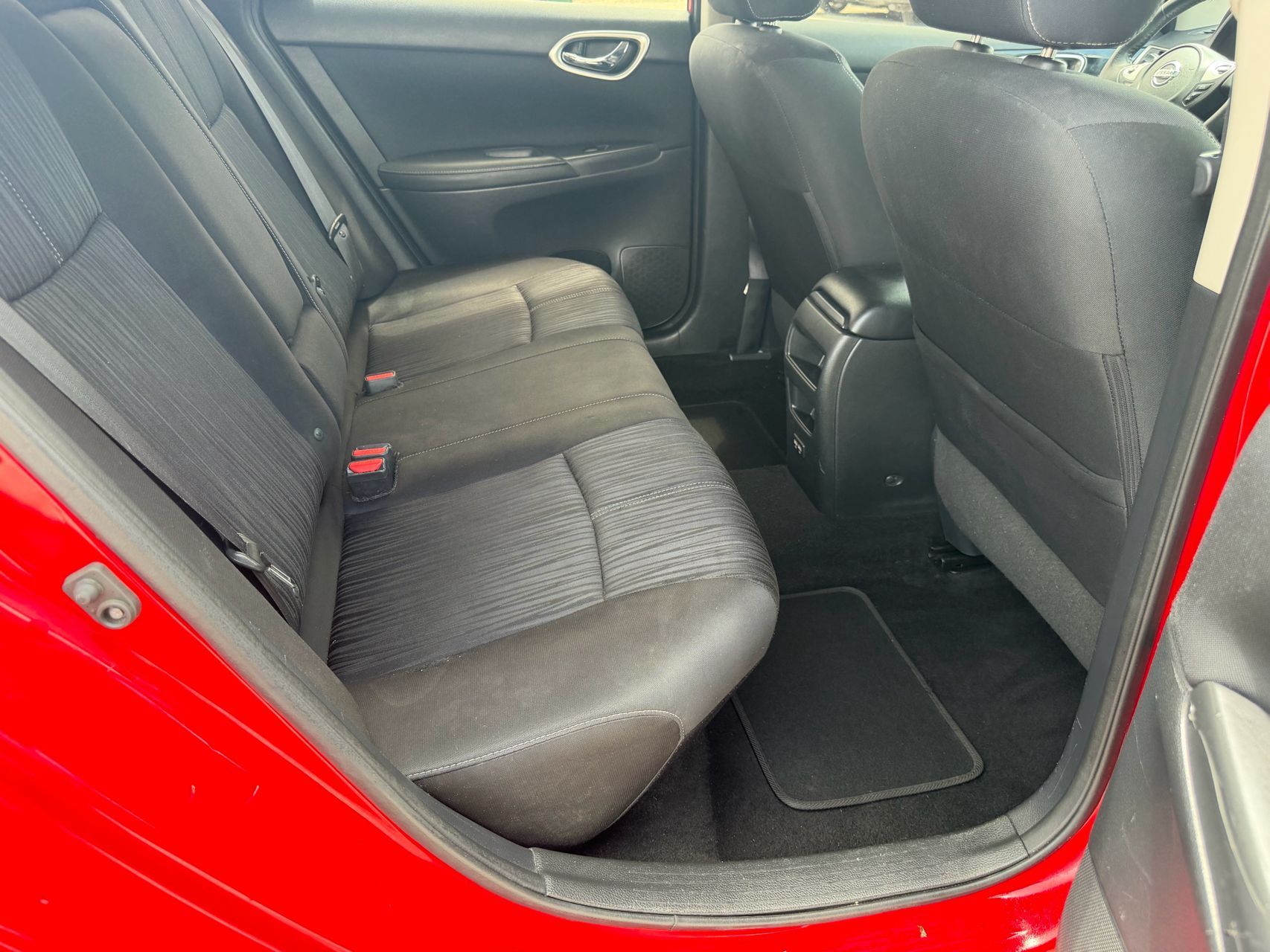 2018 Nissan Sentra SV - Photo 10