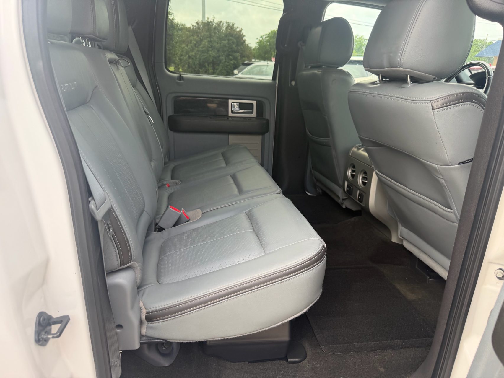 2012 Ford F-150 Platinum - Photo 10