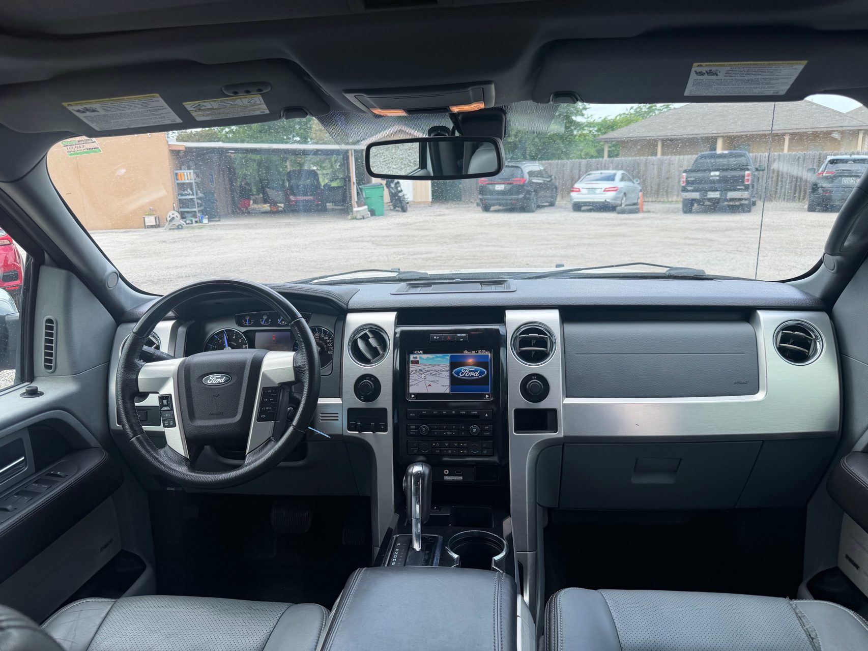 2012 Ford F-150 Platinum - Photo 11