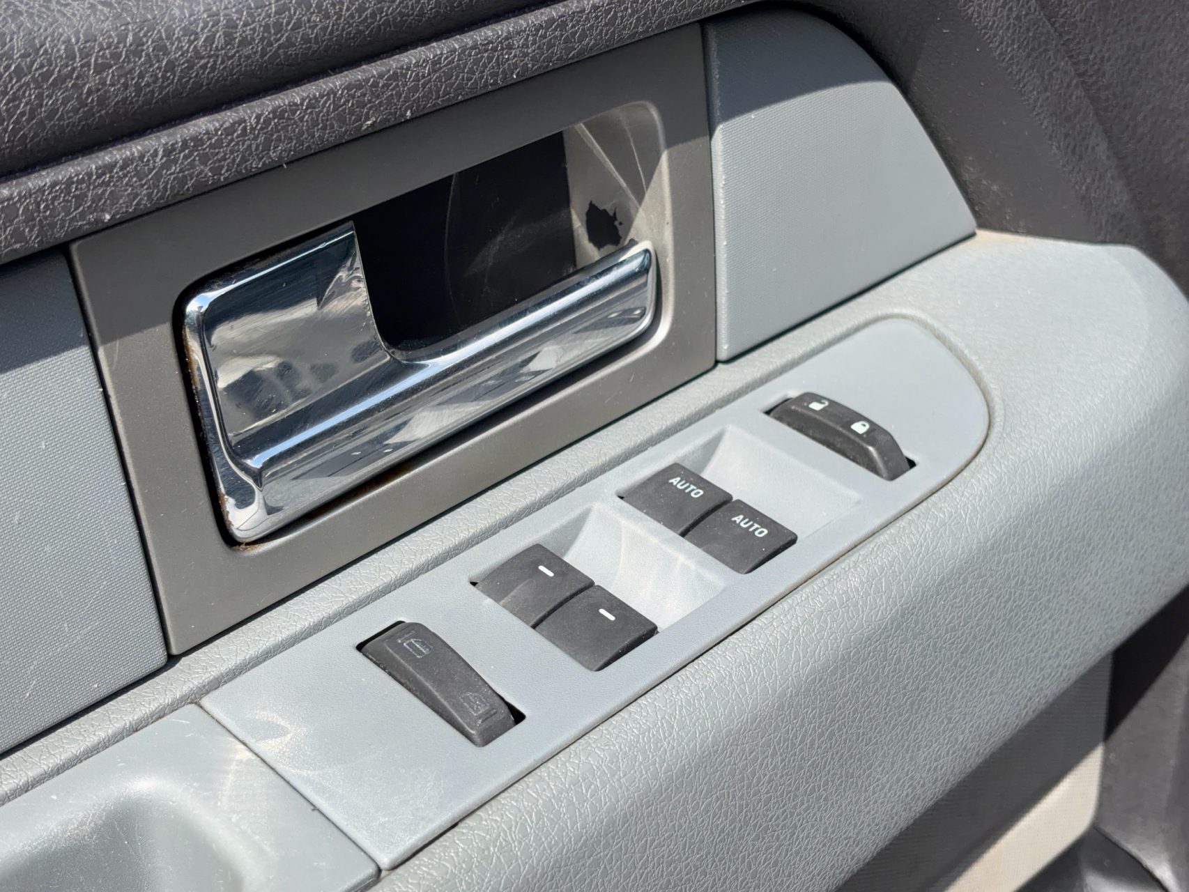 2011 Ford F-150 XL - Photo 18