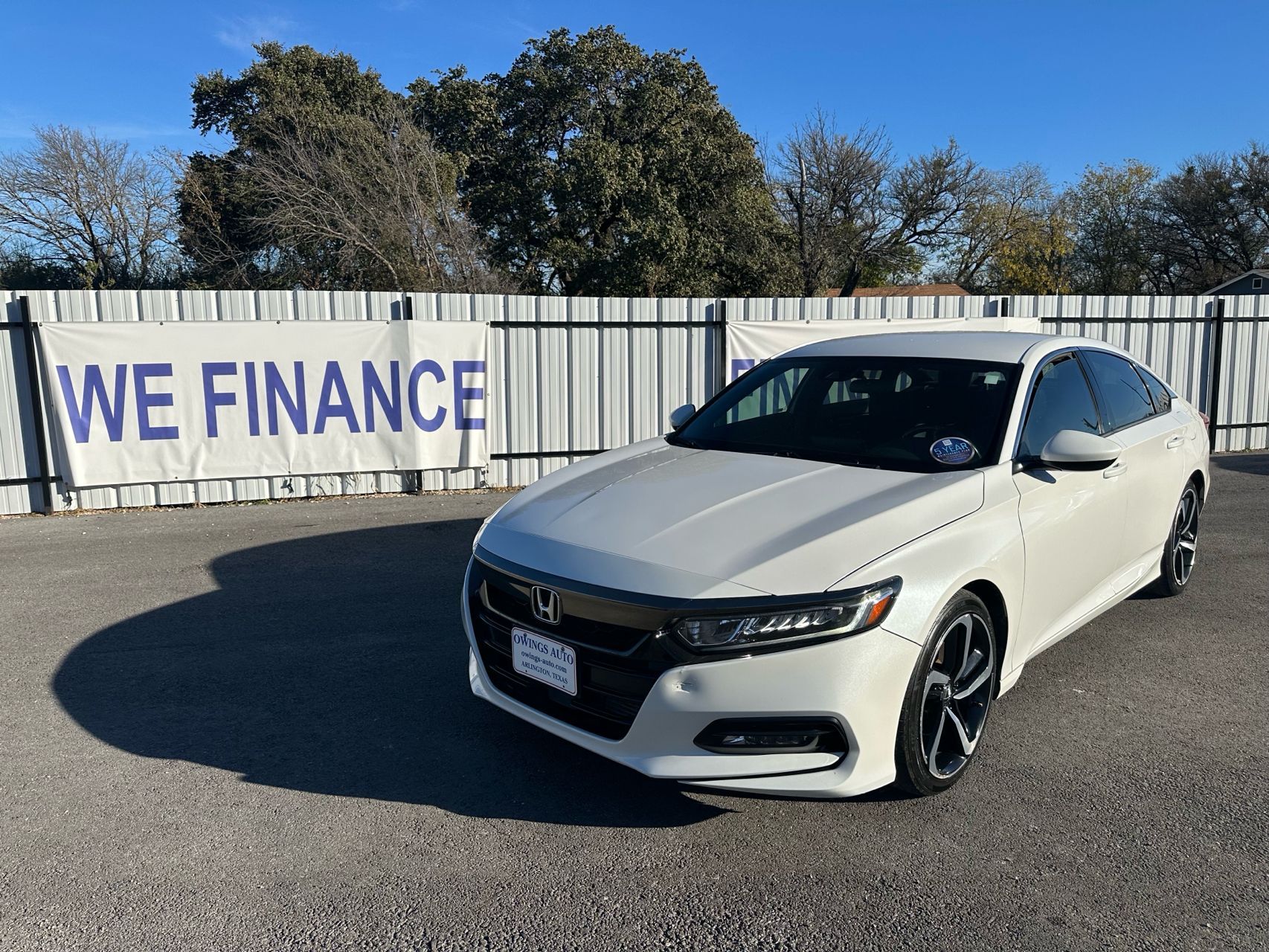 2019 Honda Accord Sport's photo