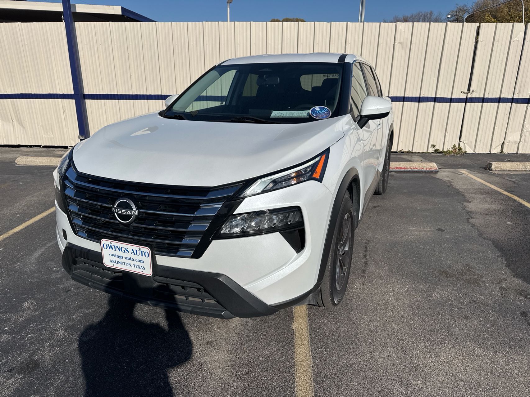 2024 Nissan Rogue SV's photo