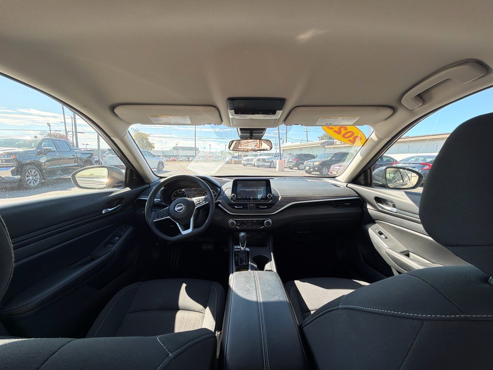 2025 Nissan Altima SV - Photo 6