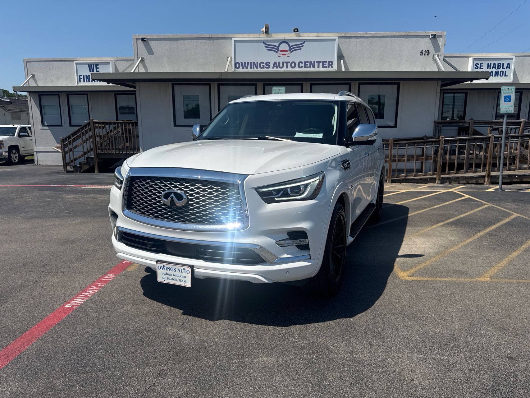 2020 INFINITI QX80 Luxe's photo