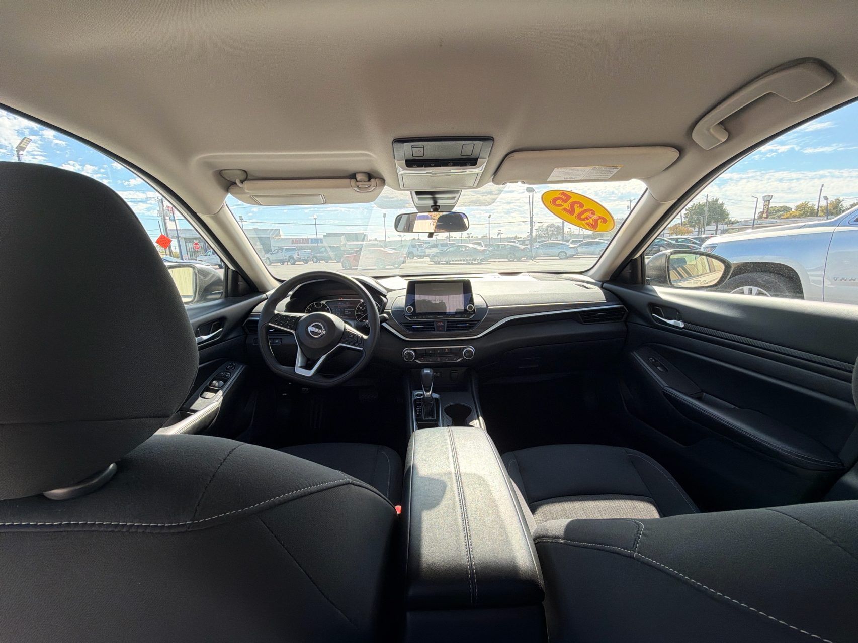 2025 Nissan Altima SV - Photo 6