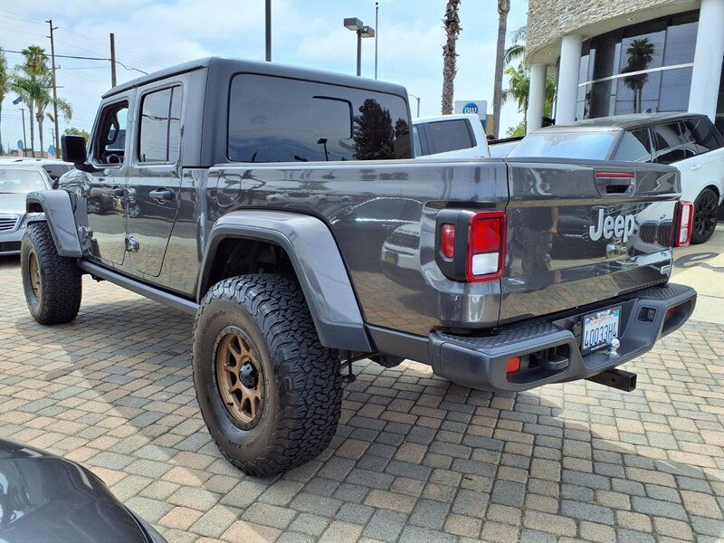 2020 Jeep Gladiator Overland - Photo 6