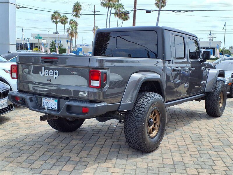 2020 Jeep Gladiator Overland - Photo 4