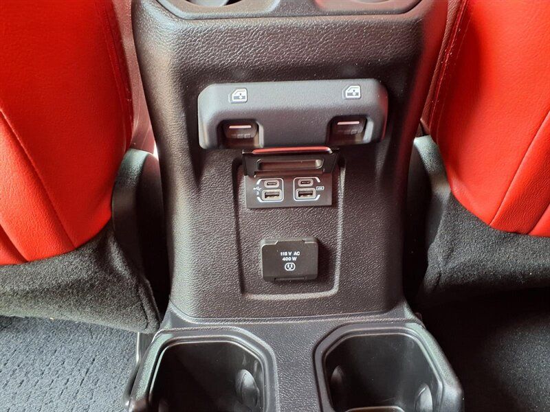 2020 Jeep Gladiator Overland - Photo 12