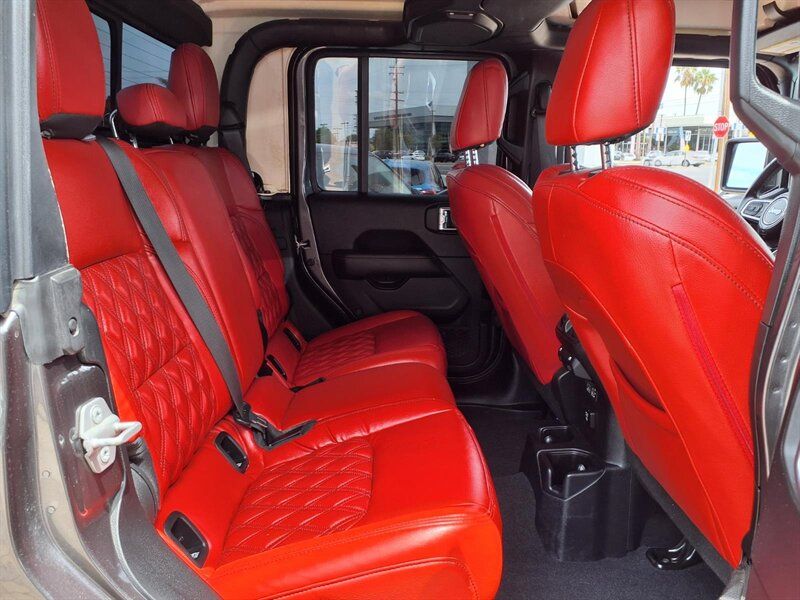 2020 Jeep Gladiator Overland - Photo 28